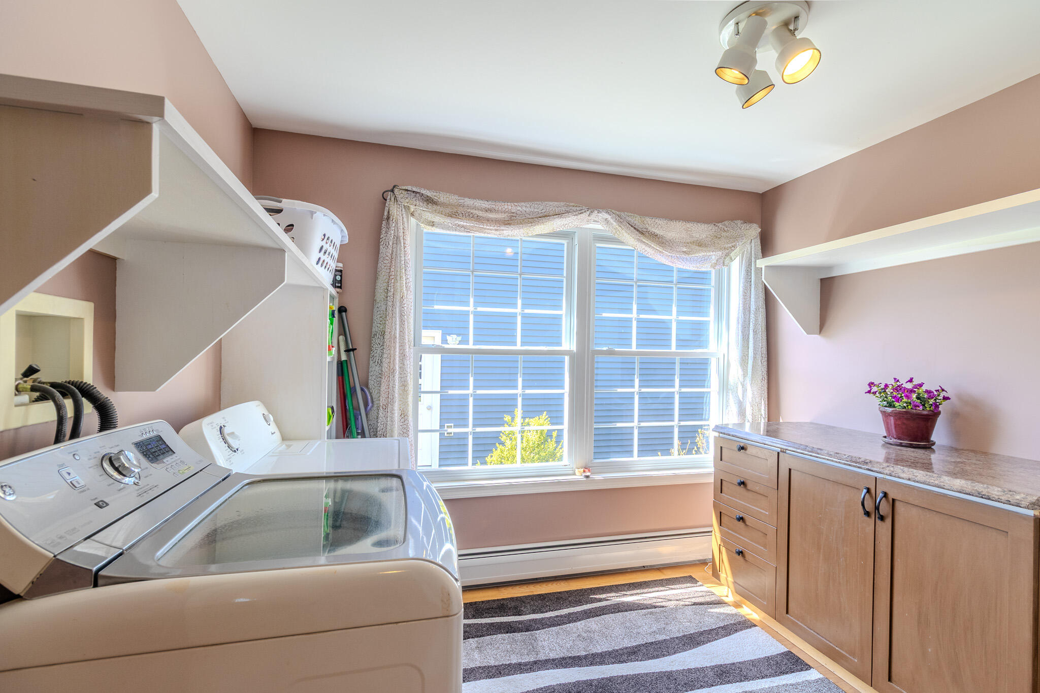 main property photo 51