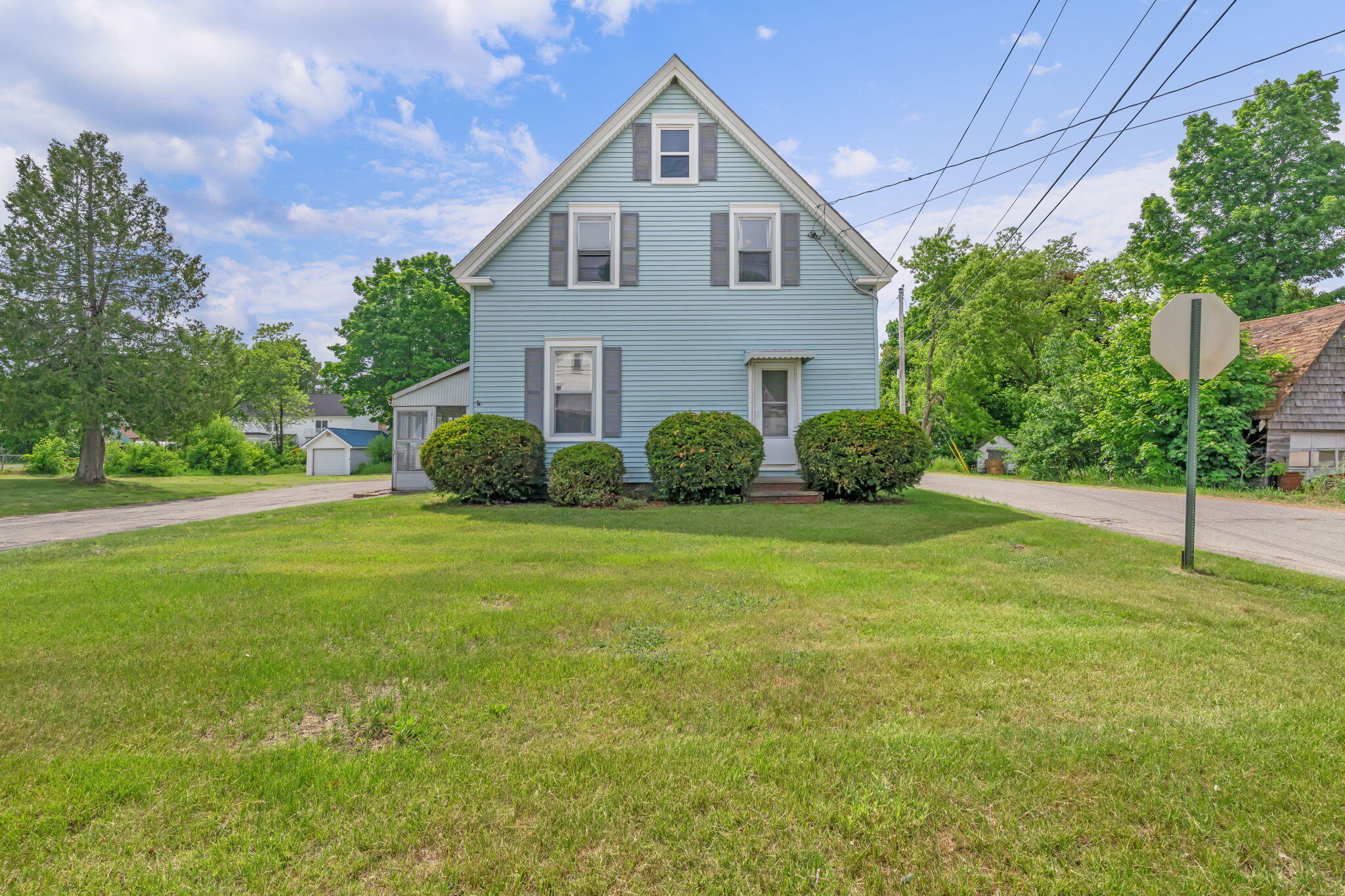 main property photo 4