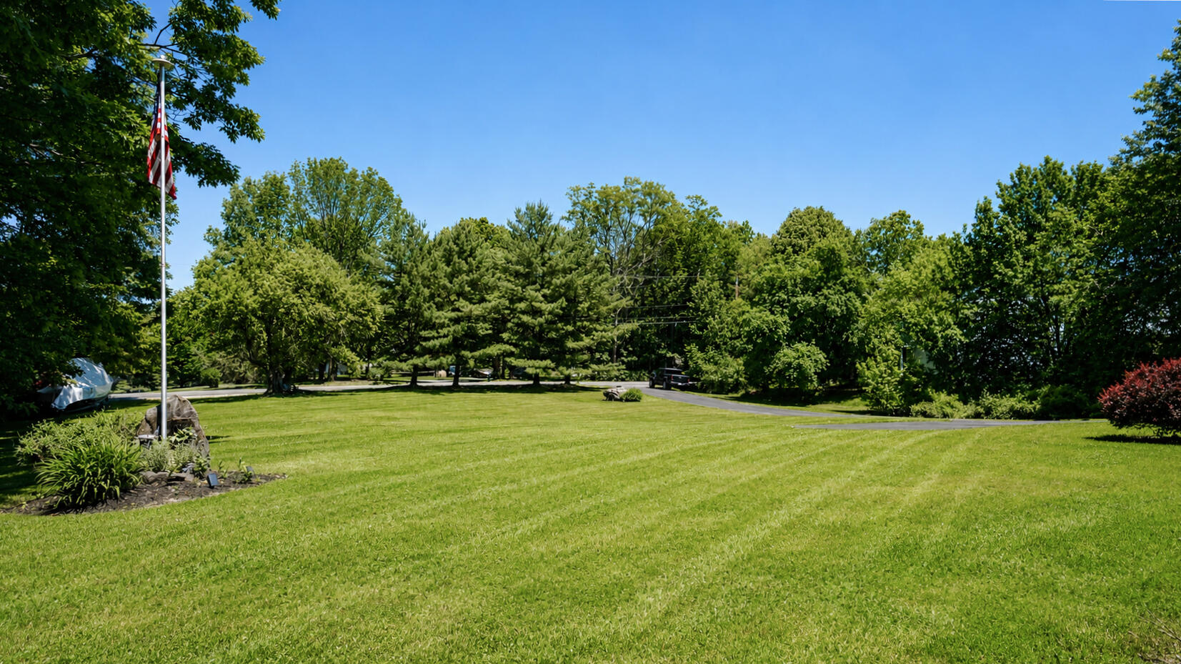 main property photo 70