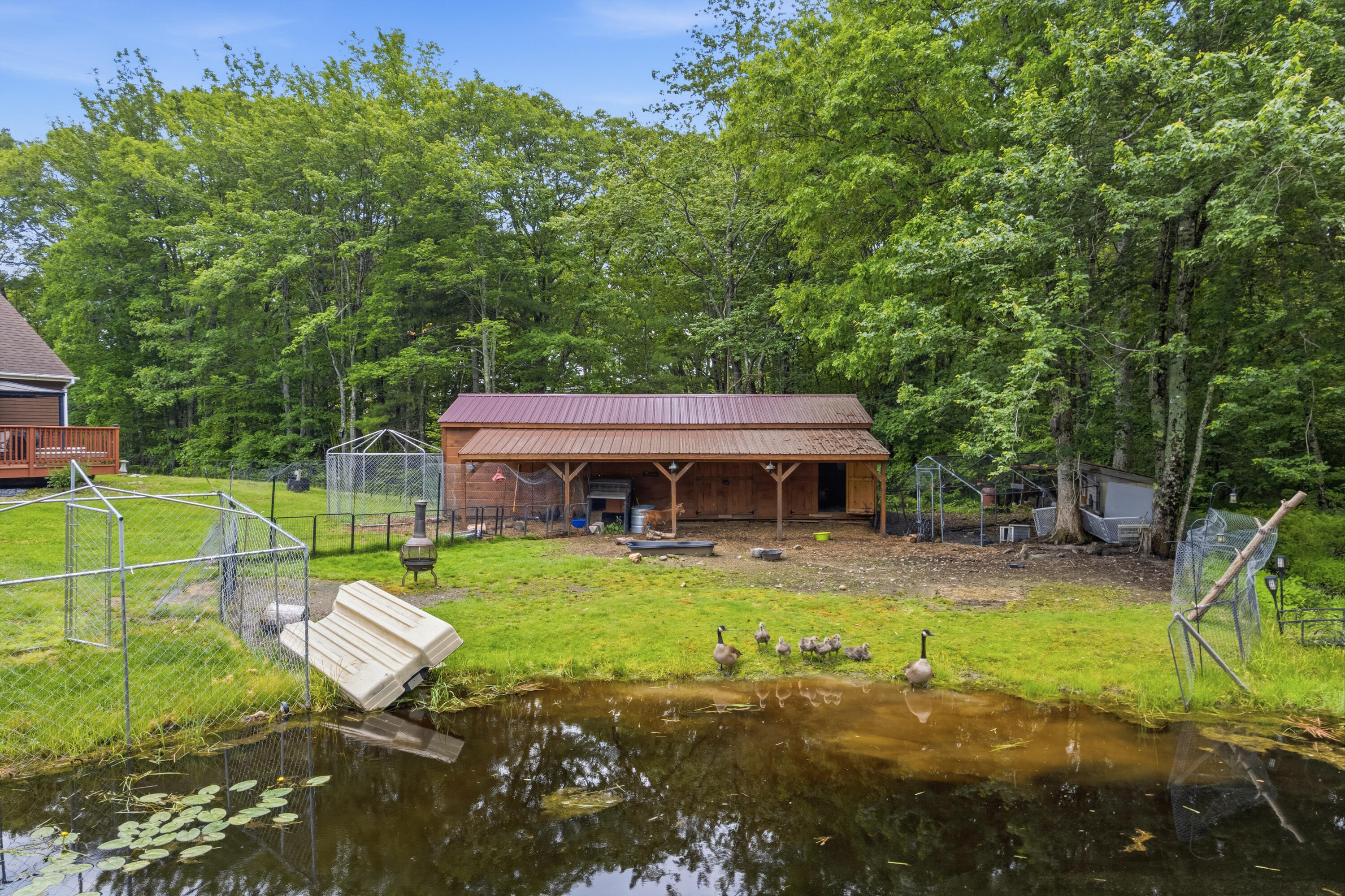 main property photo 74
