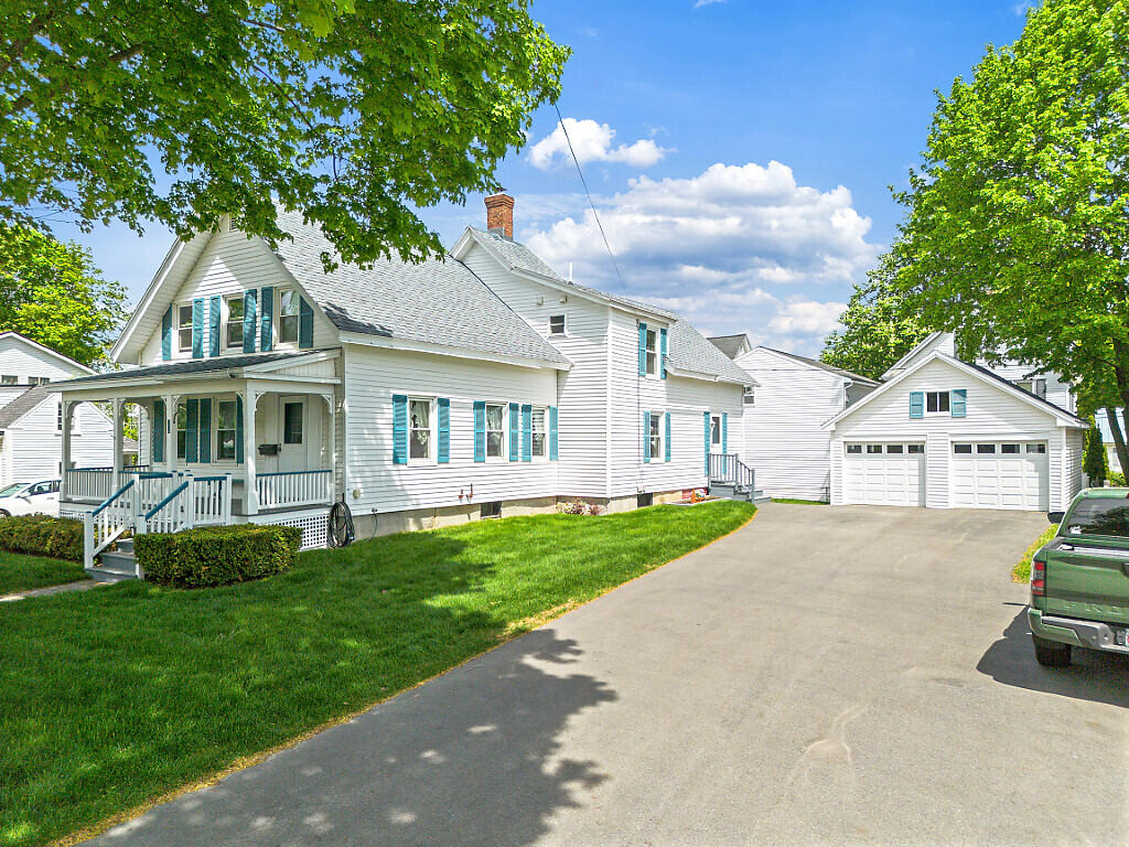 main property photo 37