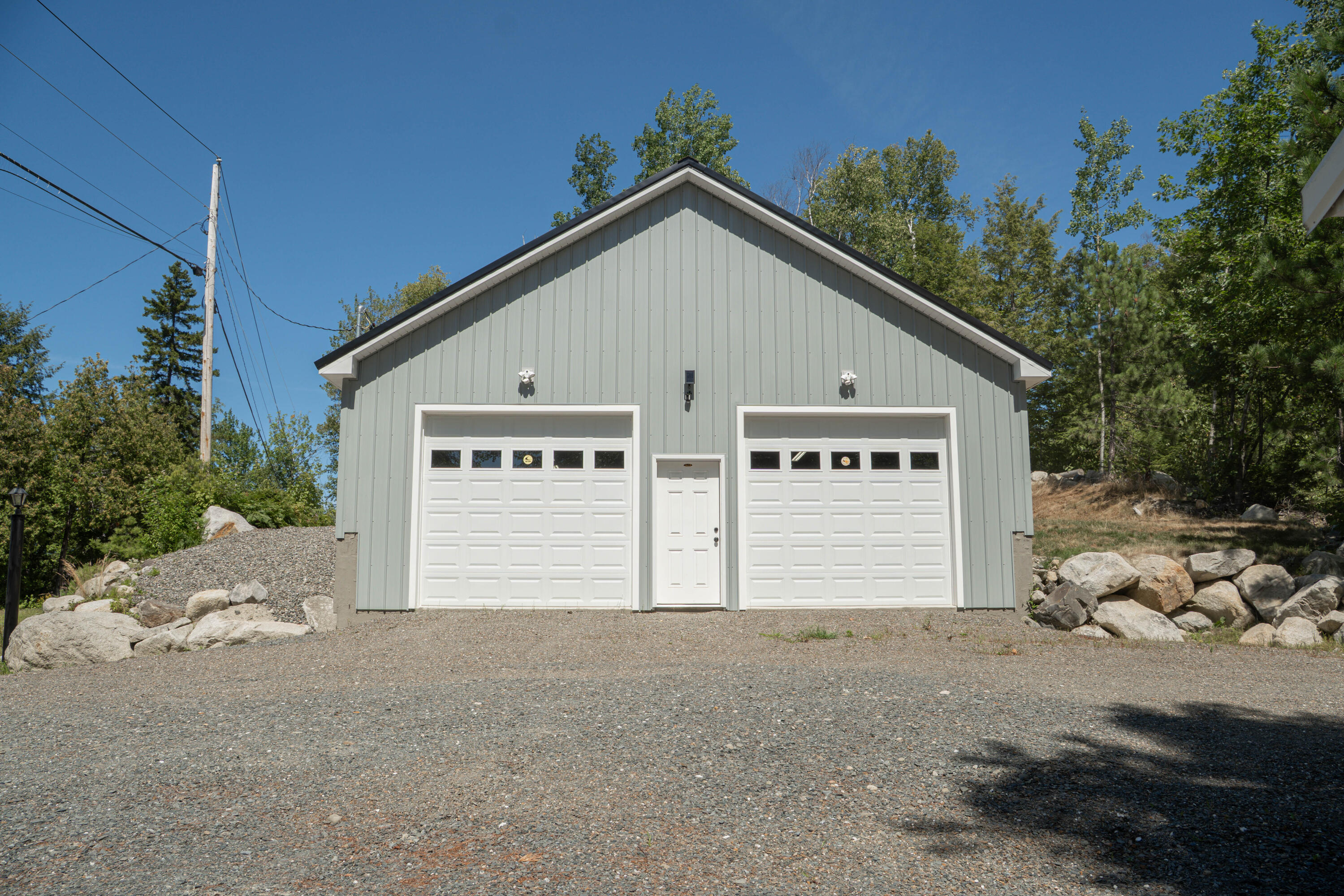 main property photo 77