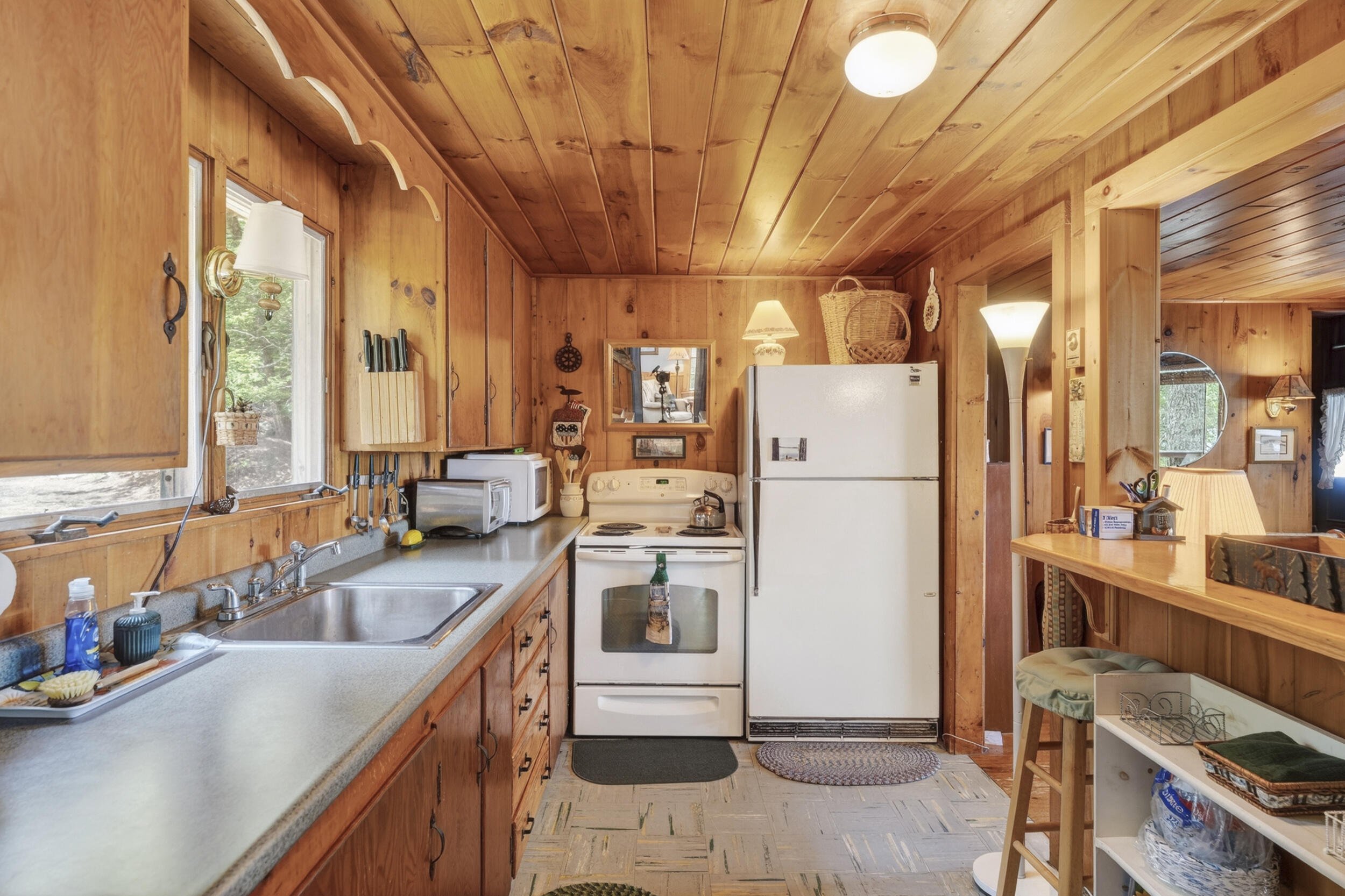 main property photo 46