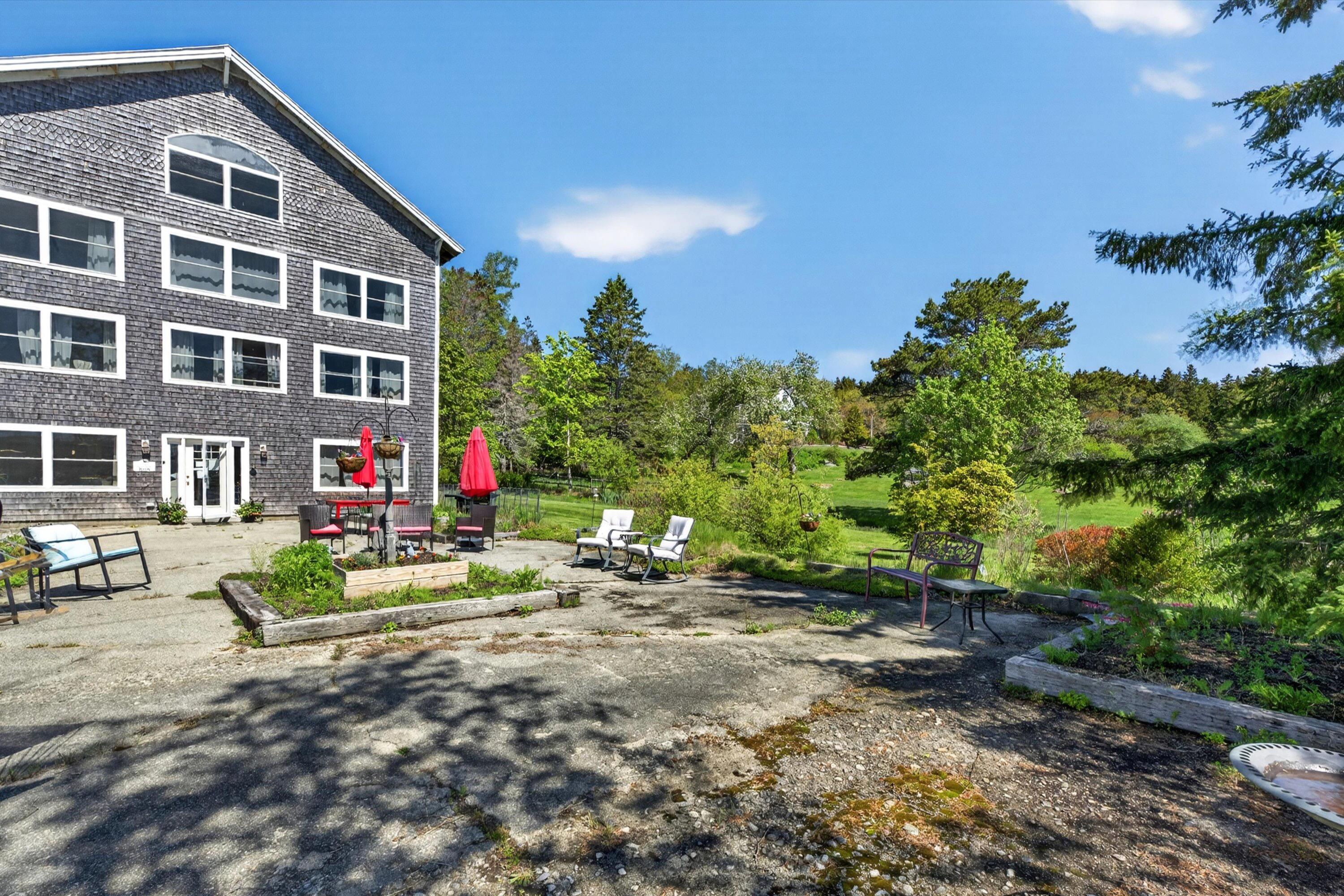 main property photo 61