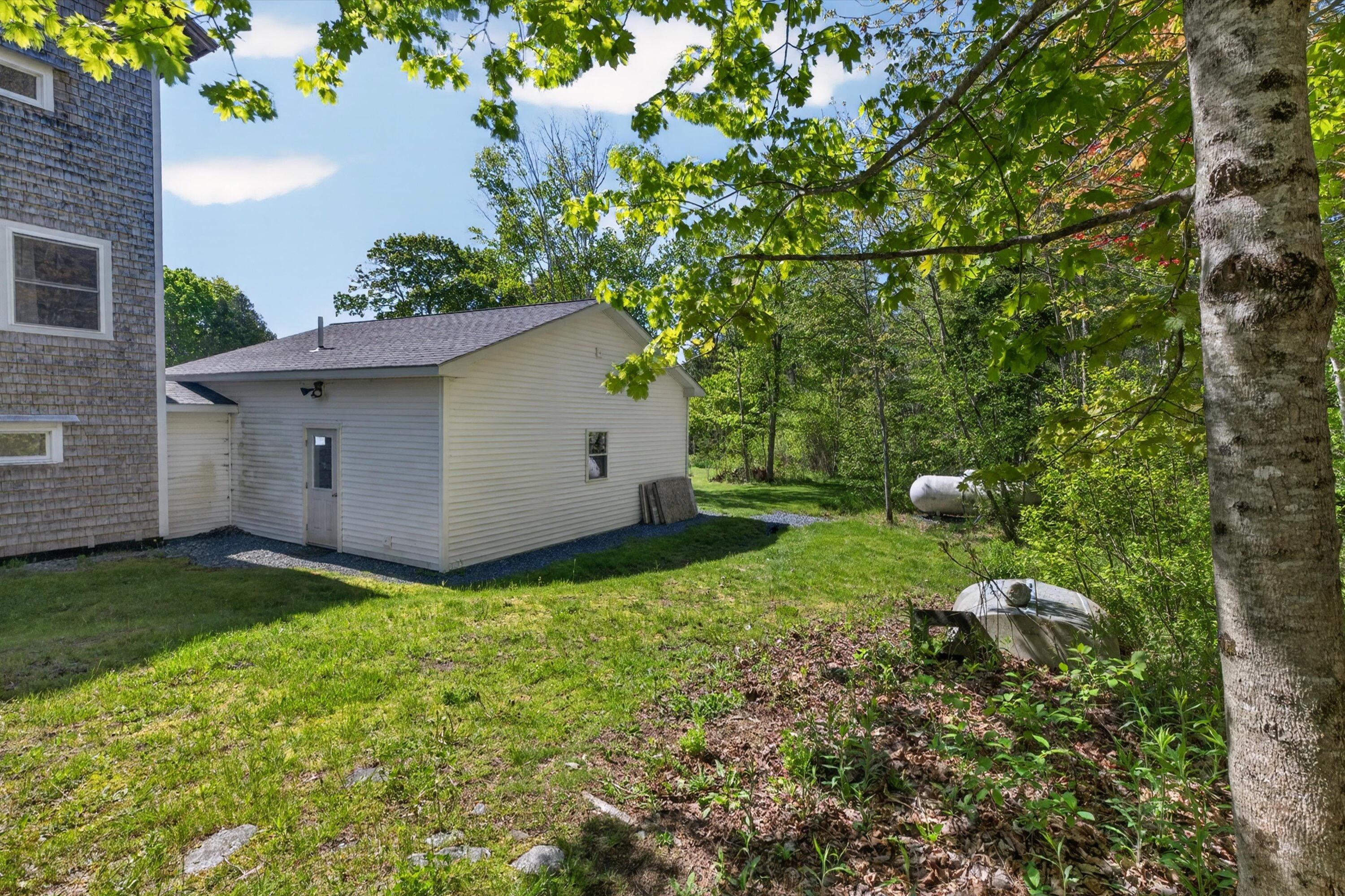 main property photo 81