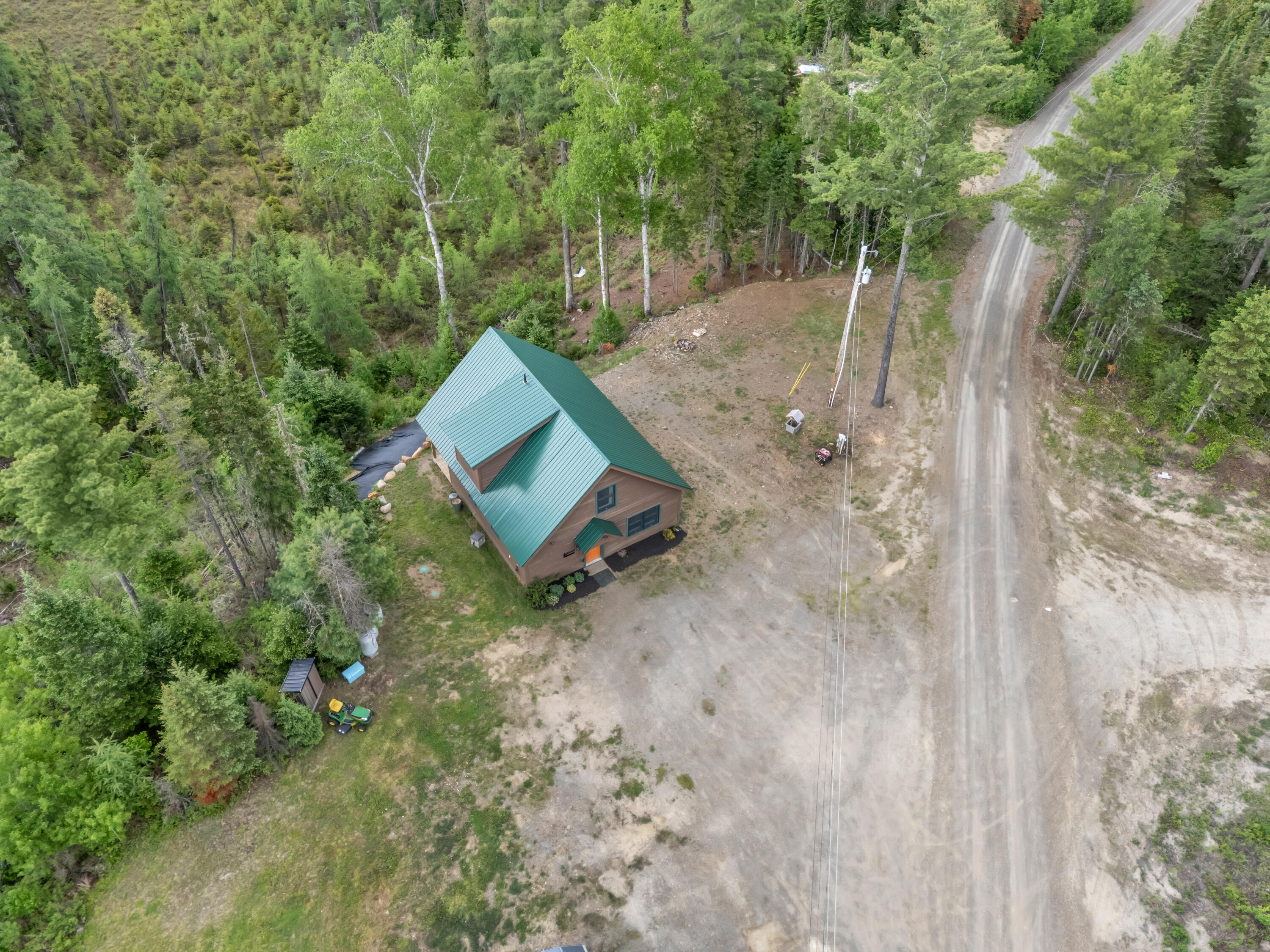 main property photo 34