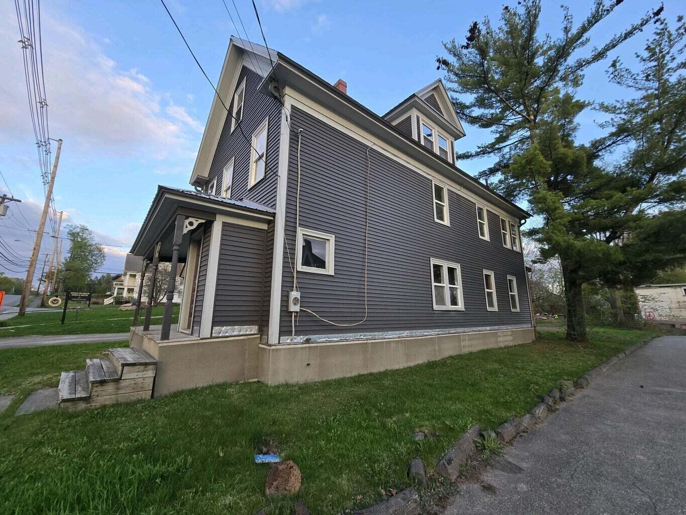main property photo 29