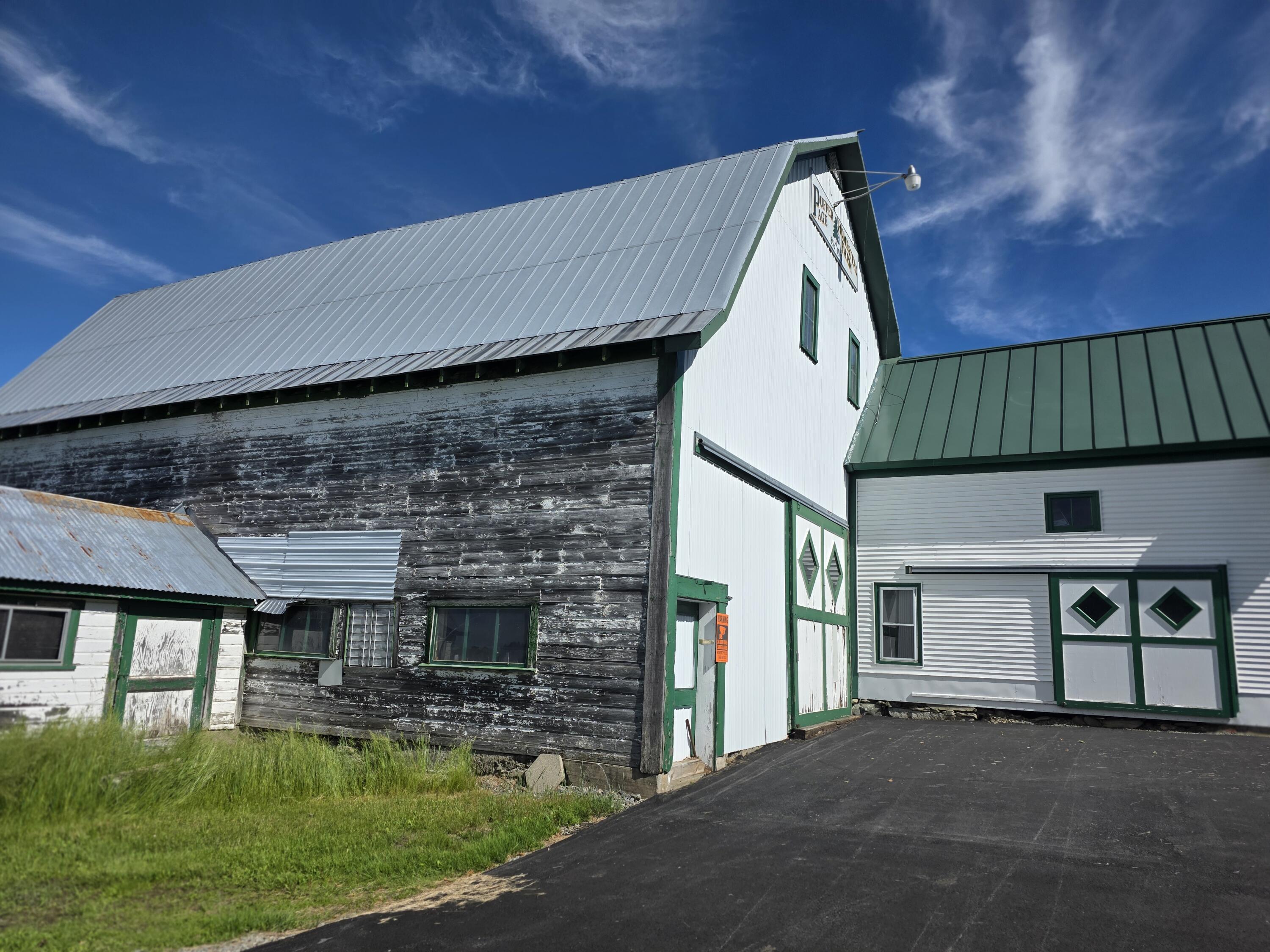 main property photo 8