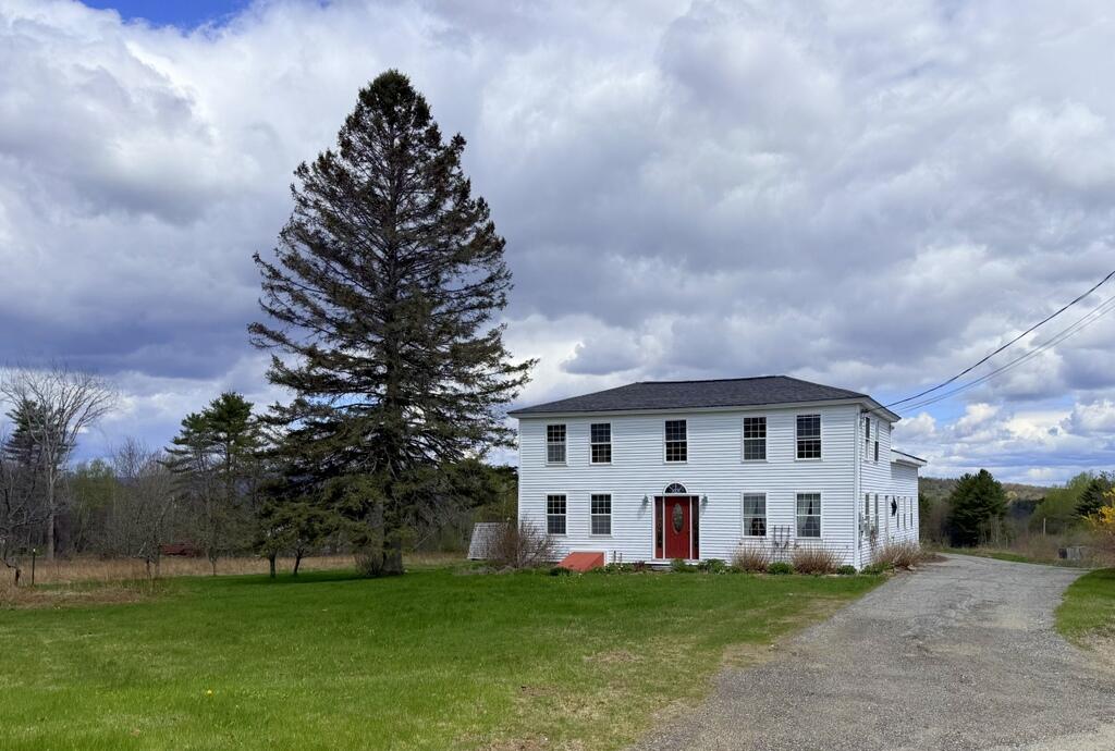 main property photo 45