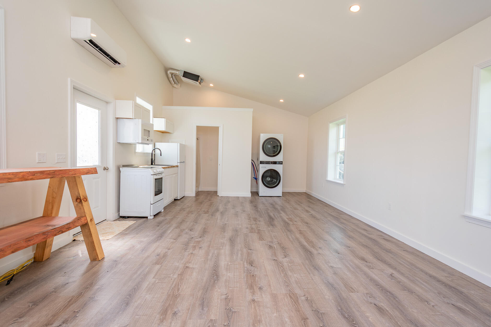 main property photo 112