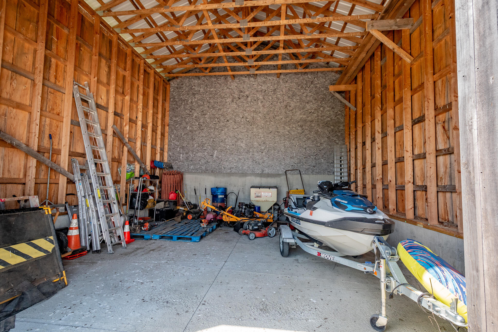 main property photo 124