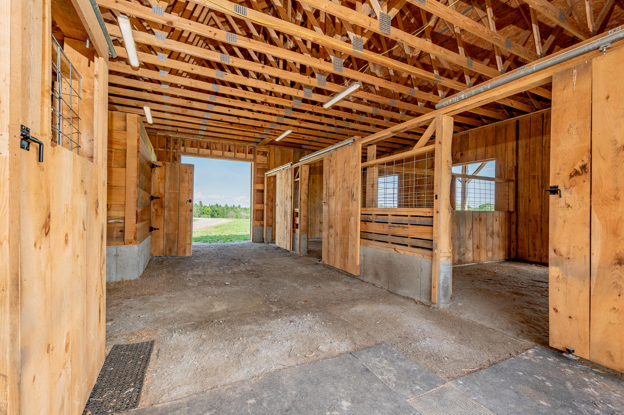 main property photo 143