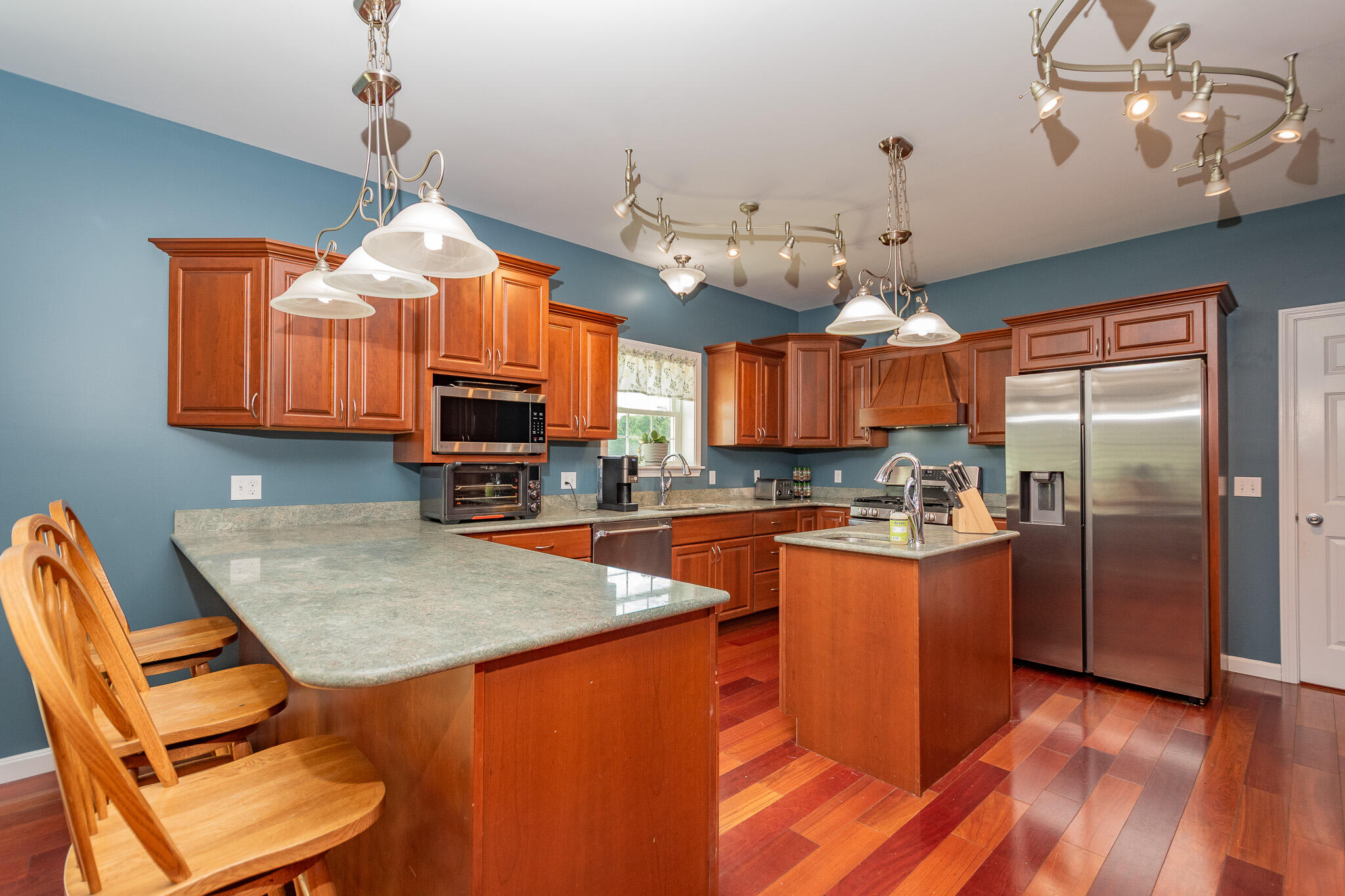 main property photo 61