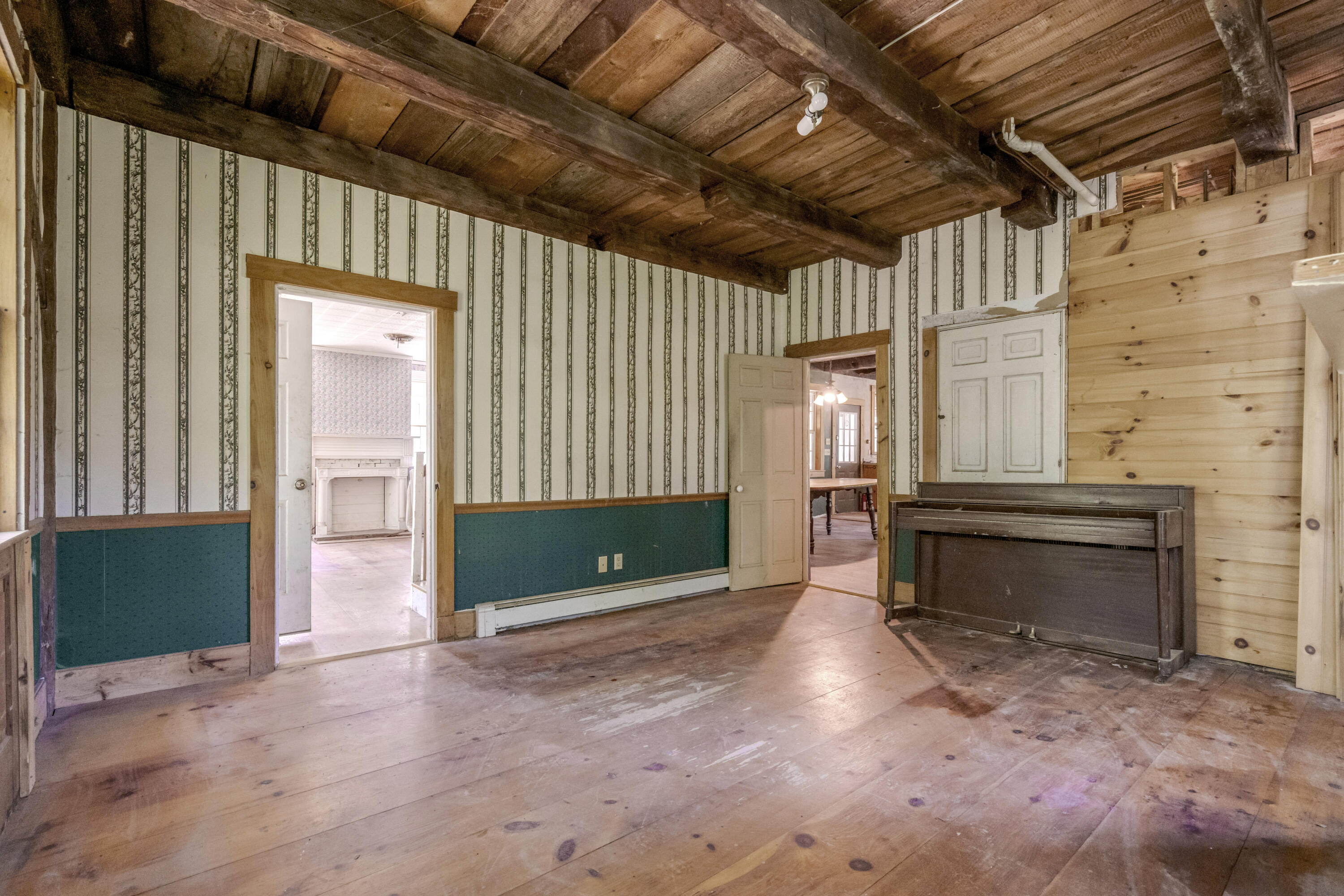 main property photo 44