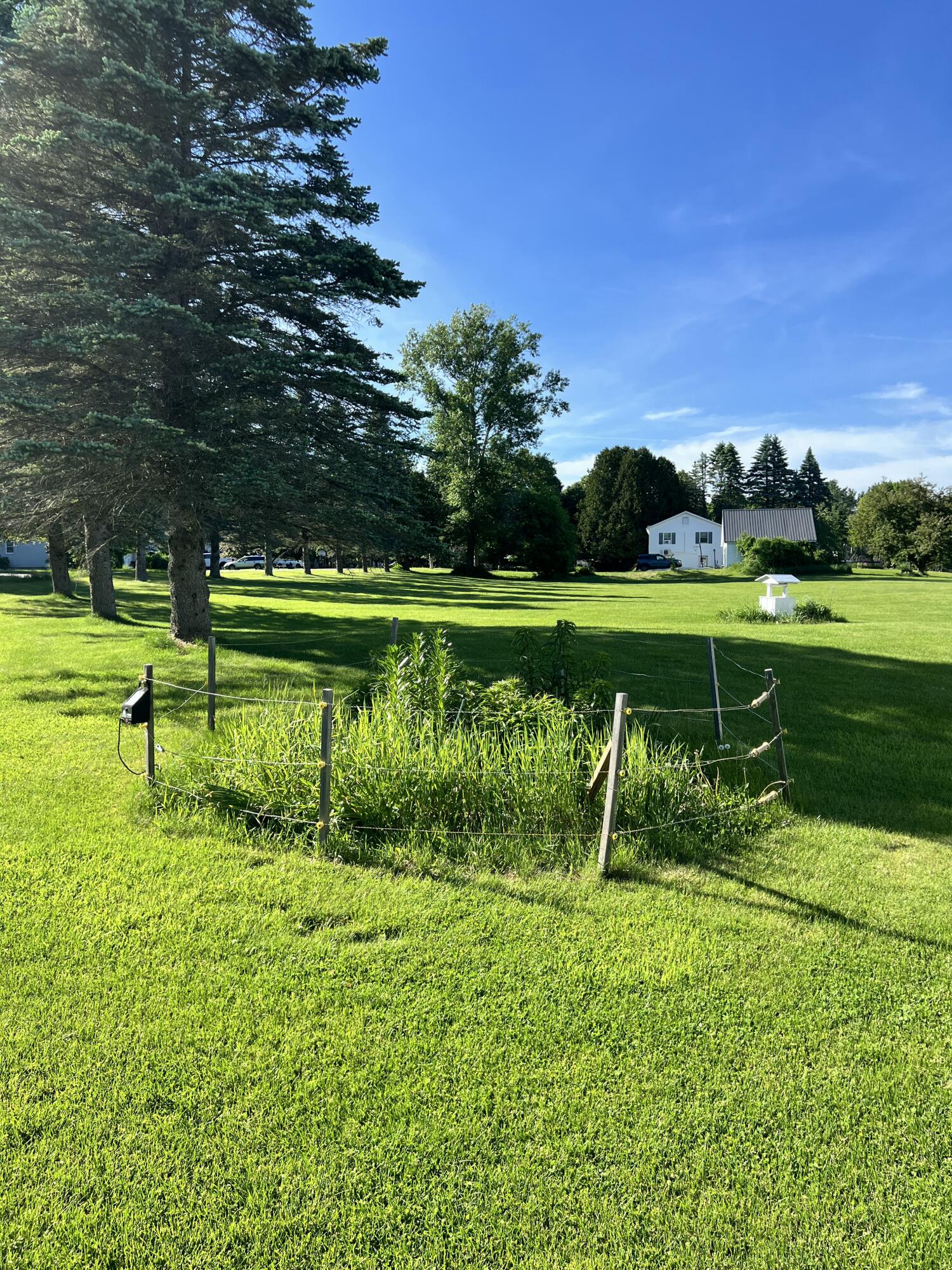 main property photo 36