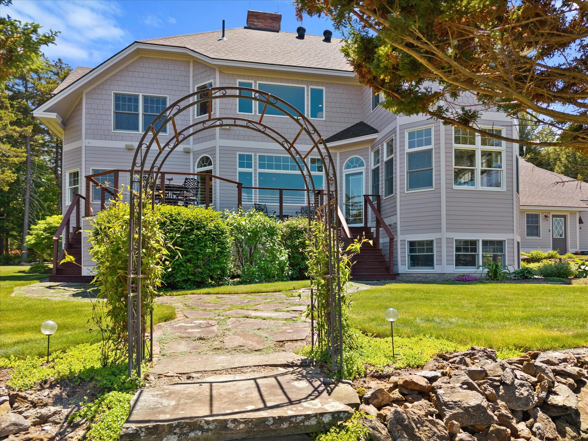 main property photo 4