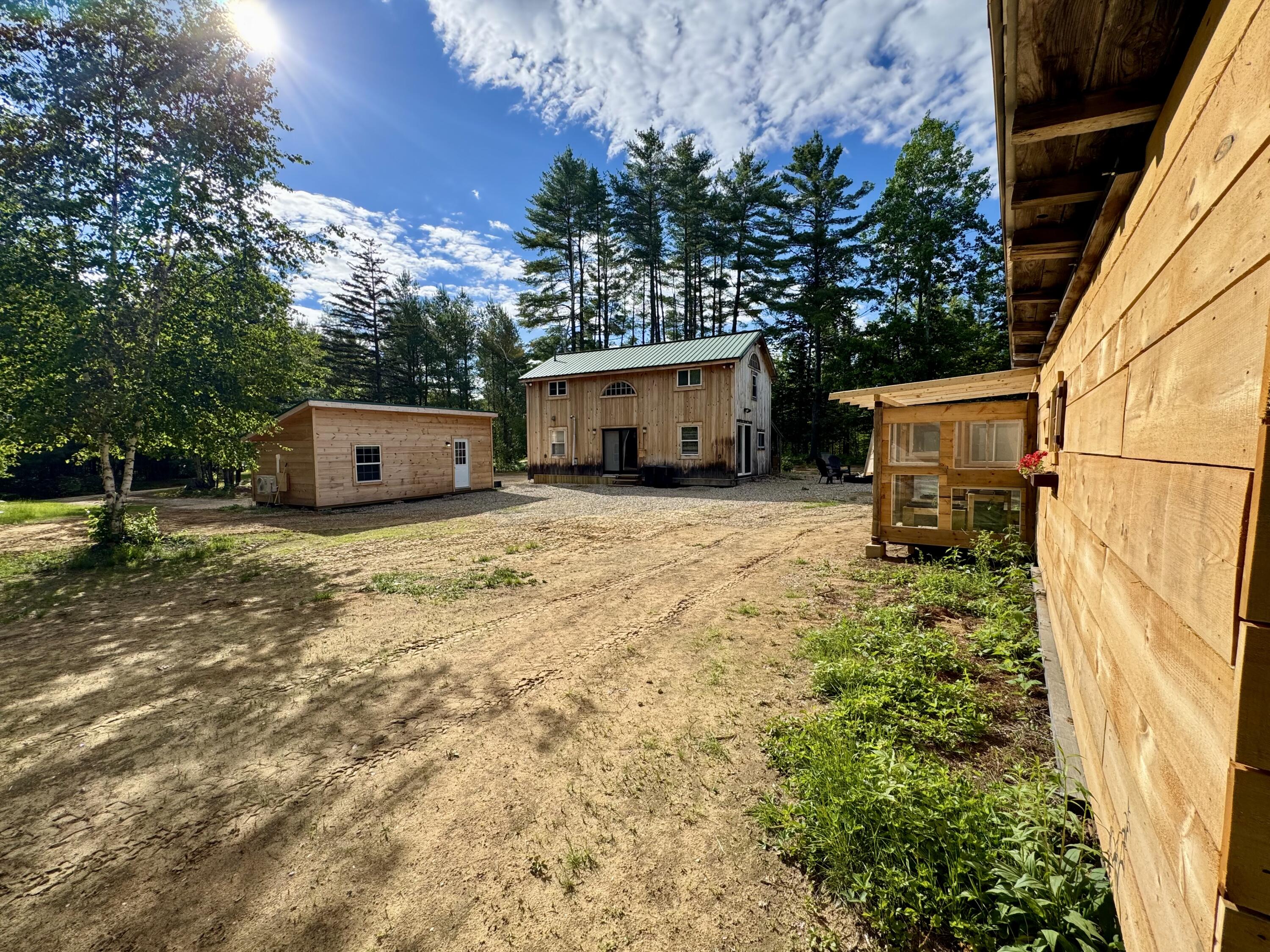main property photo 10