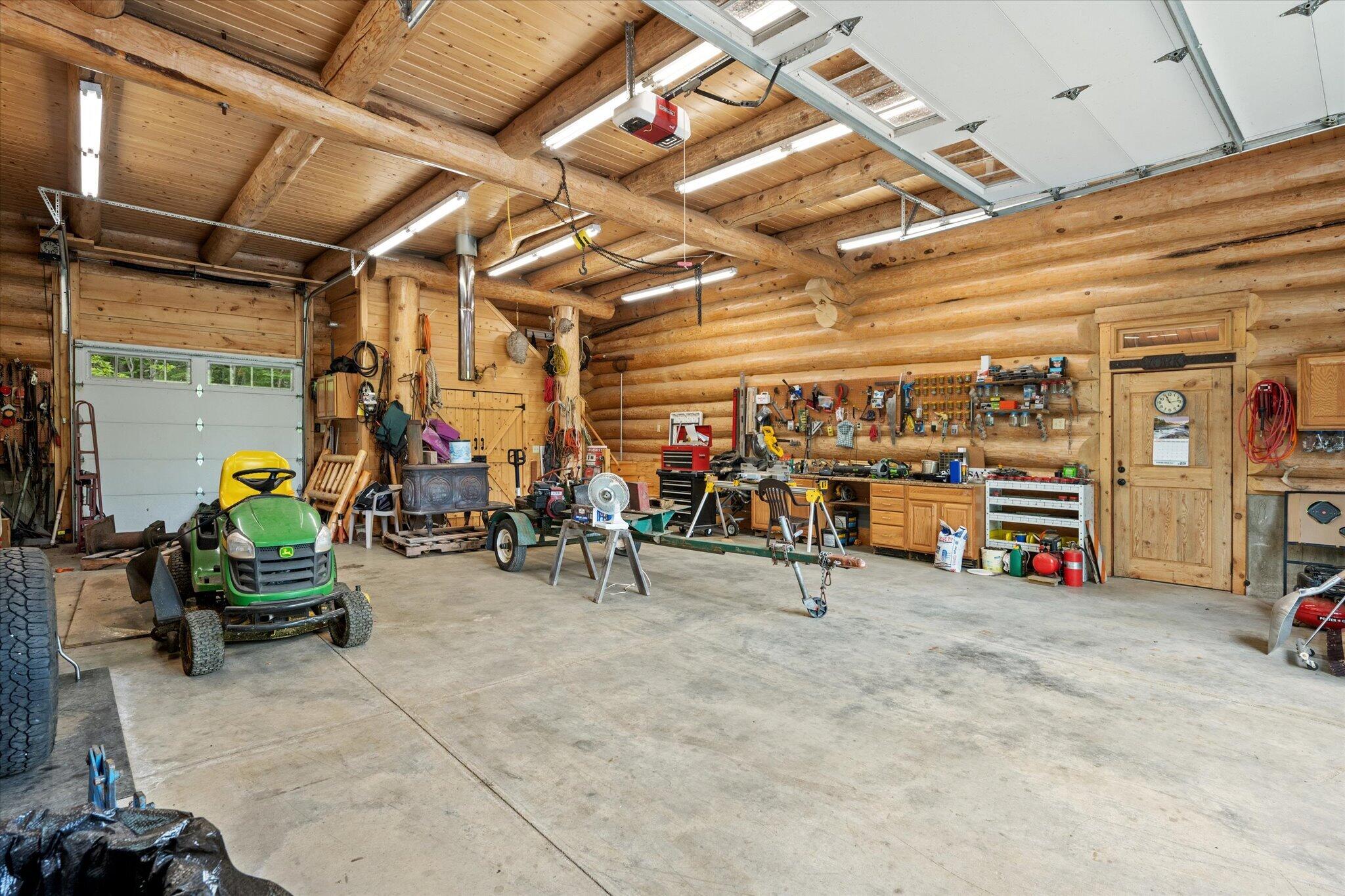 main property photo 51