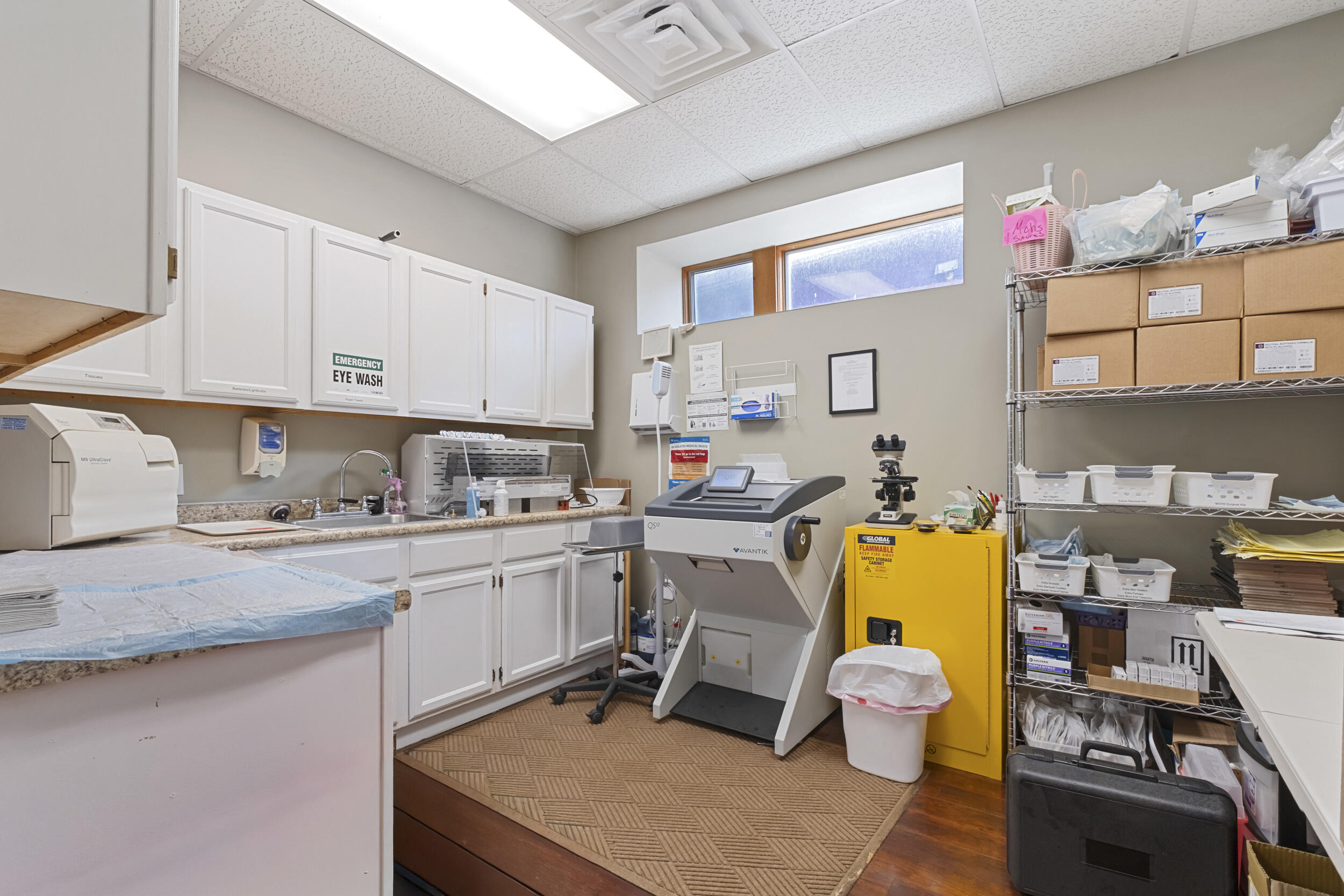 main property photo 16