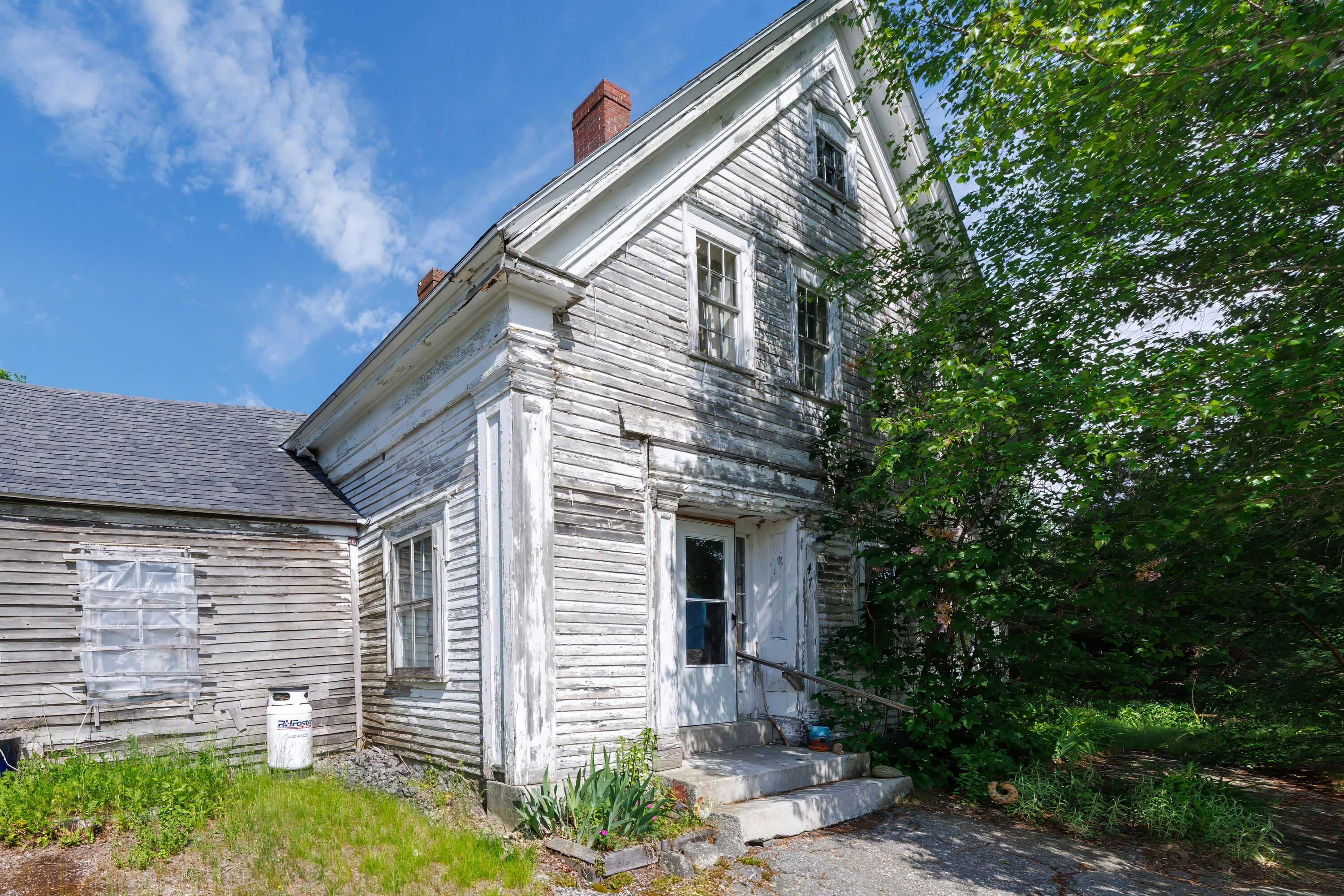 main property photo 13