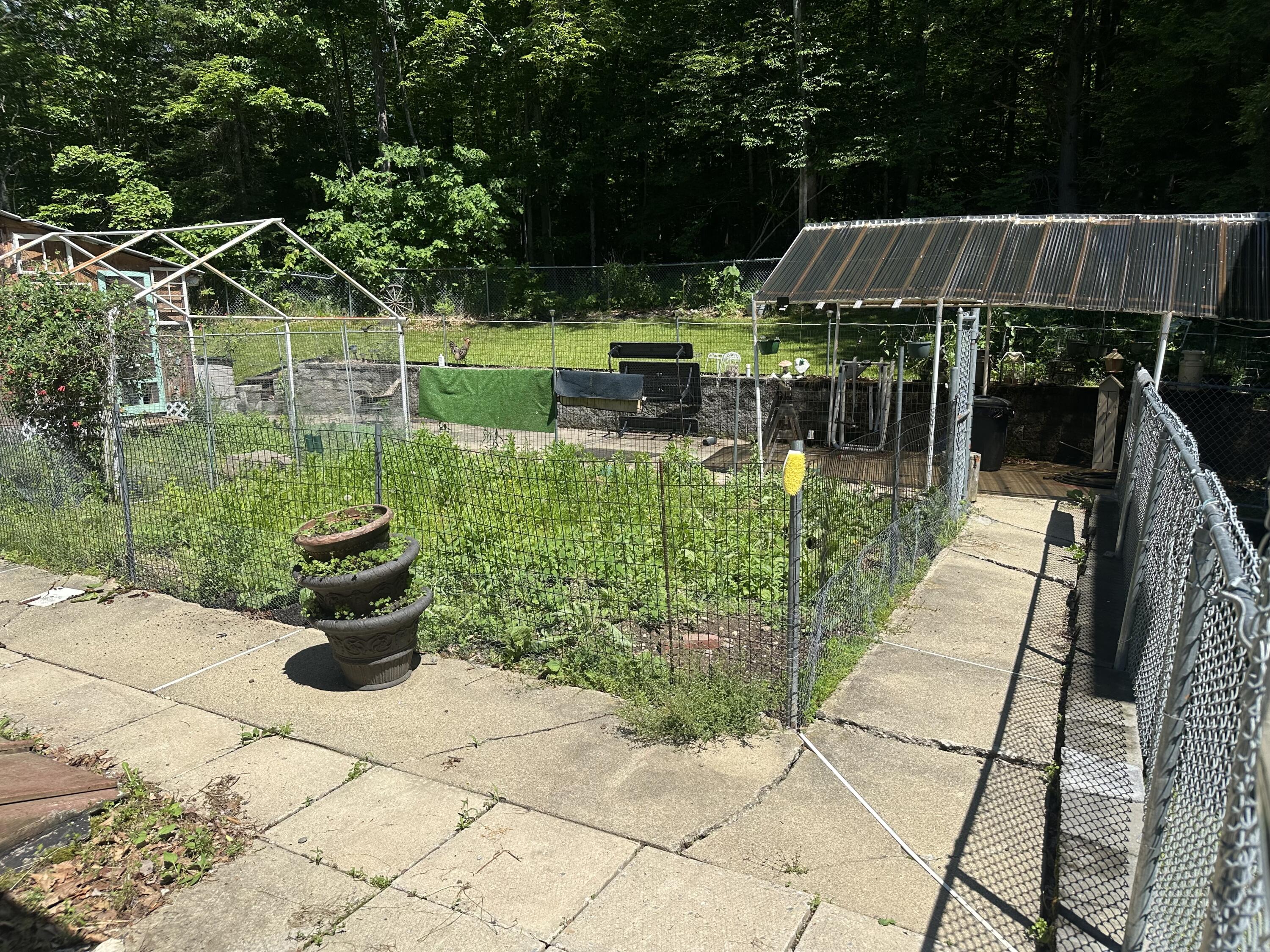 main property photo 32