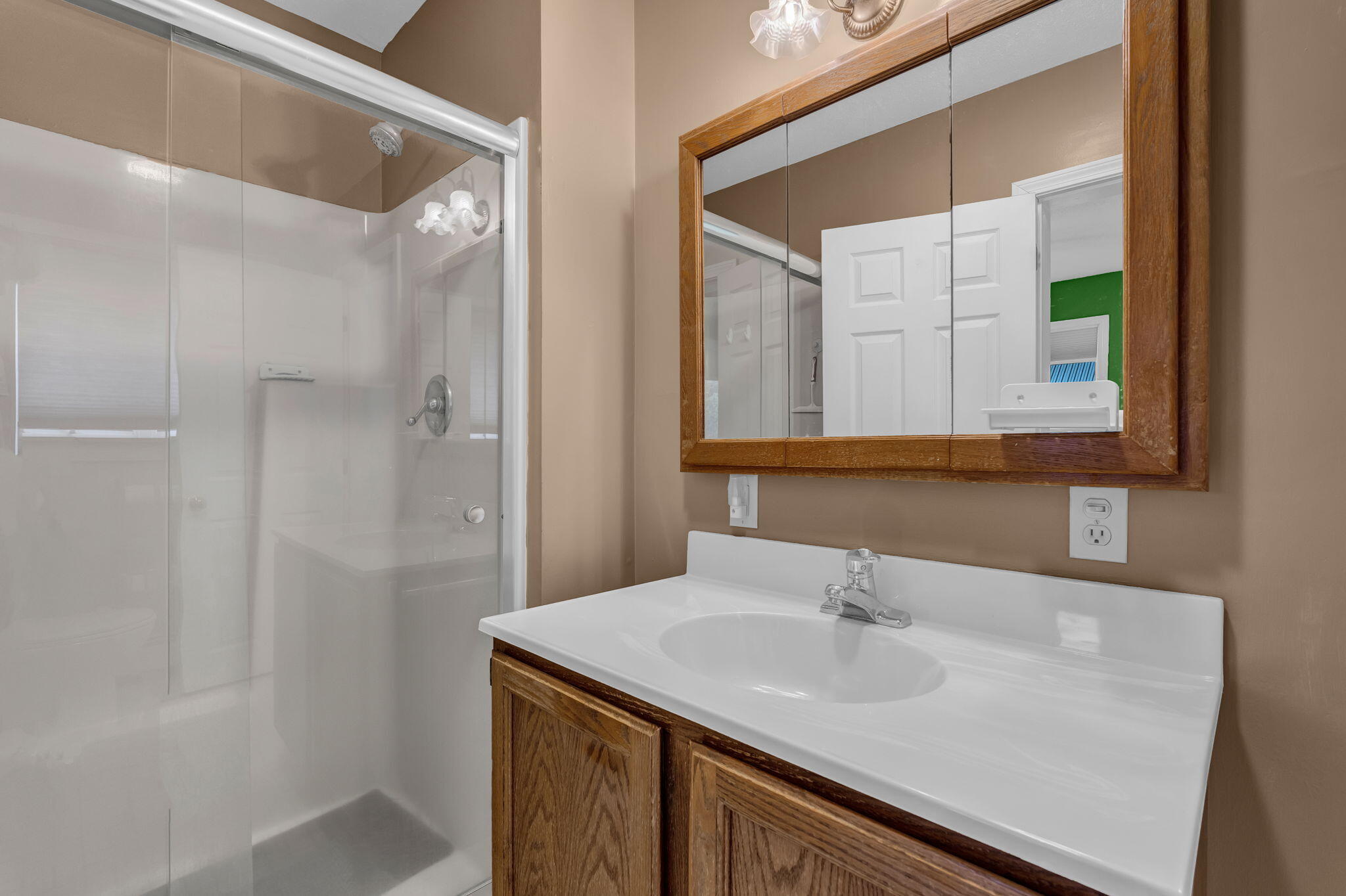main property photo 57