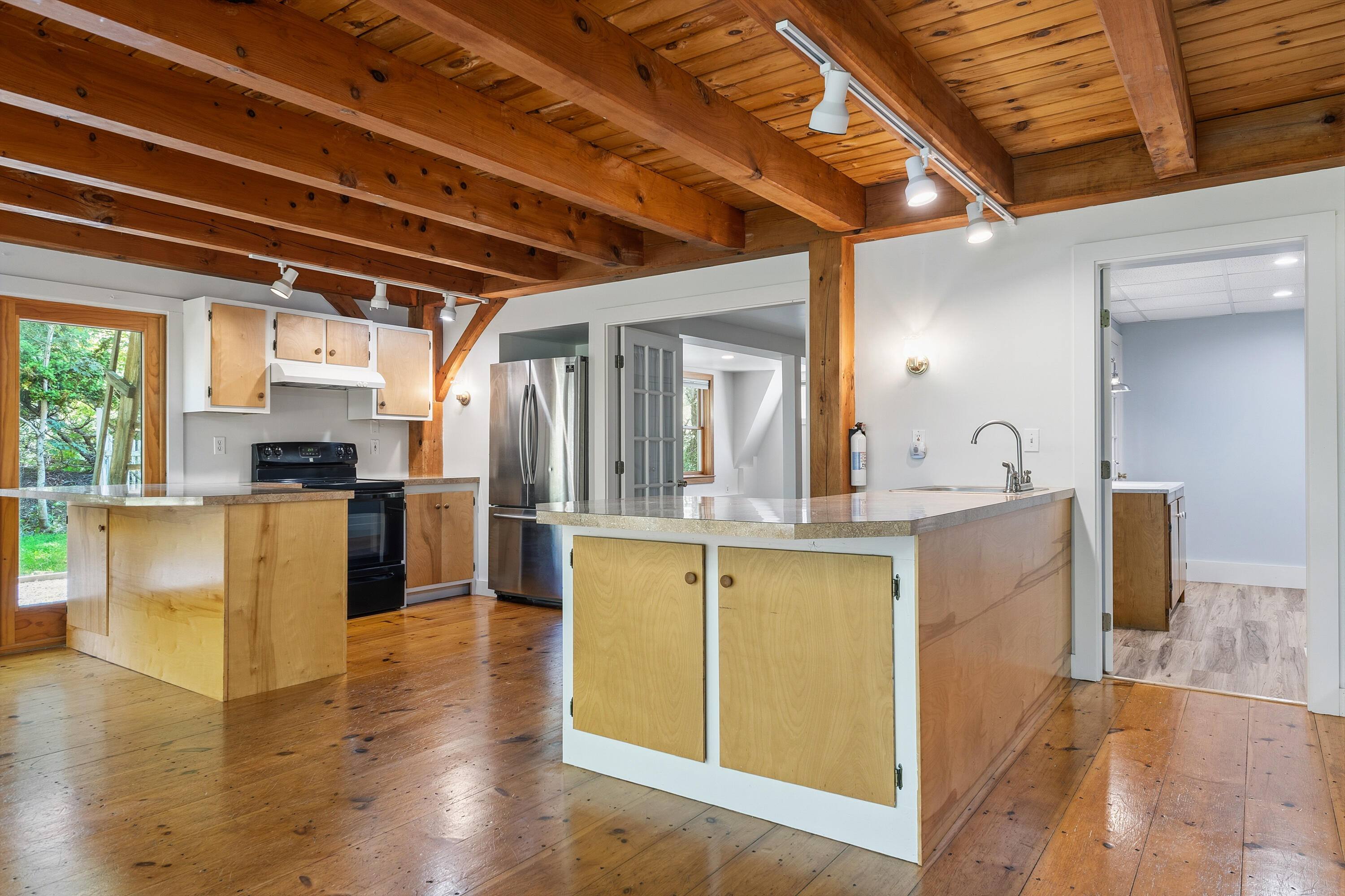main property photo 52