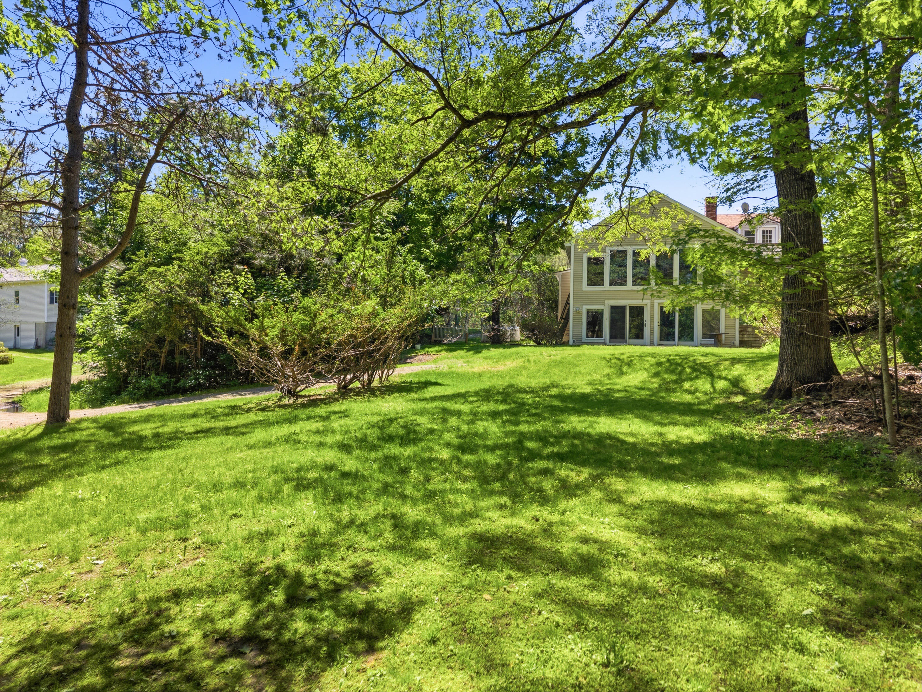 main property photo 83