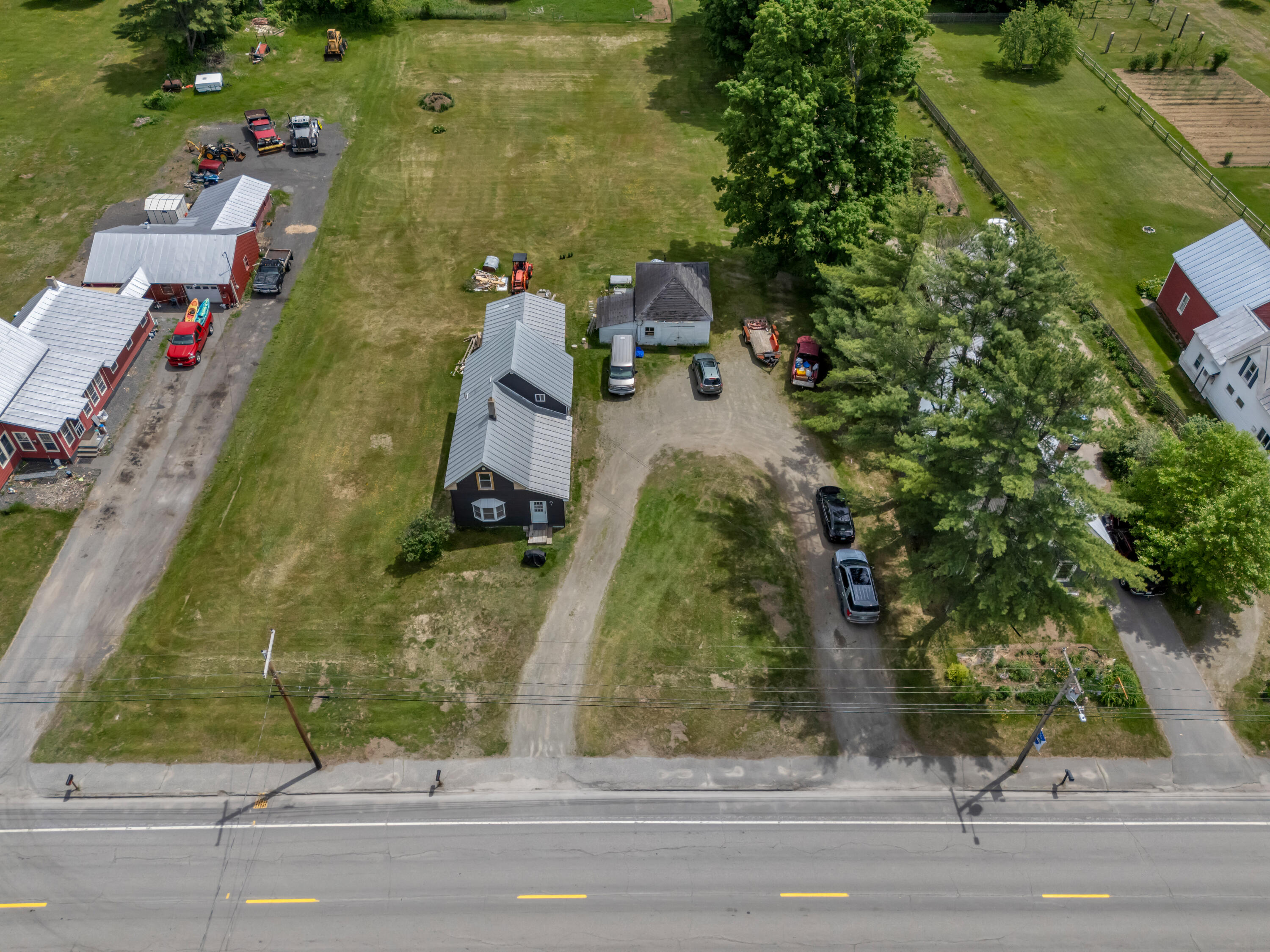 main property photo 49