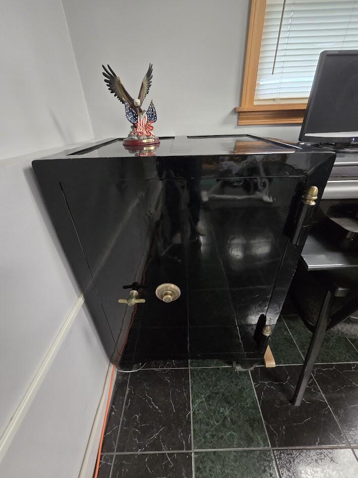 main property photo 35