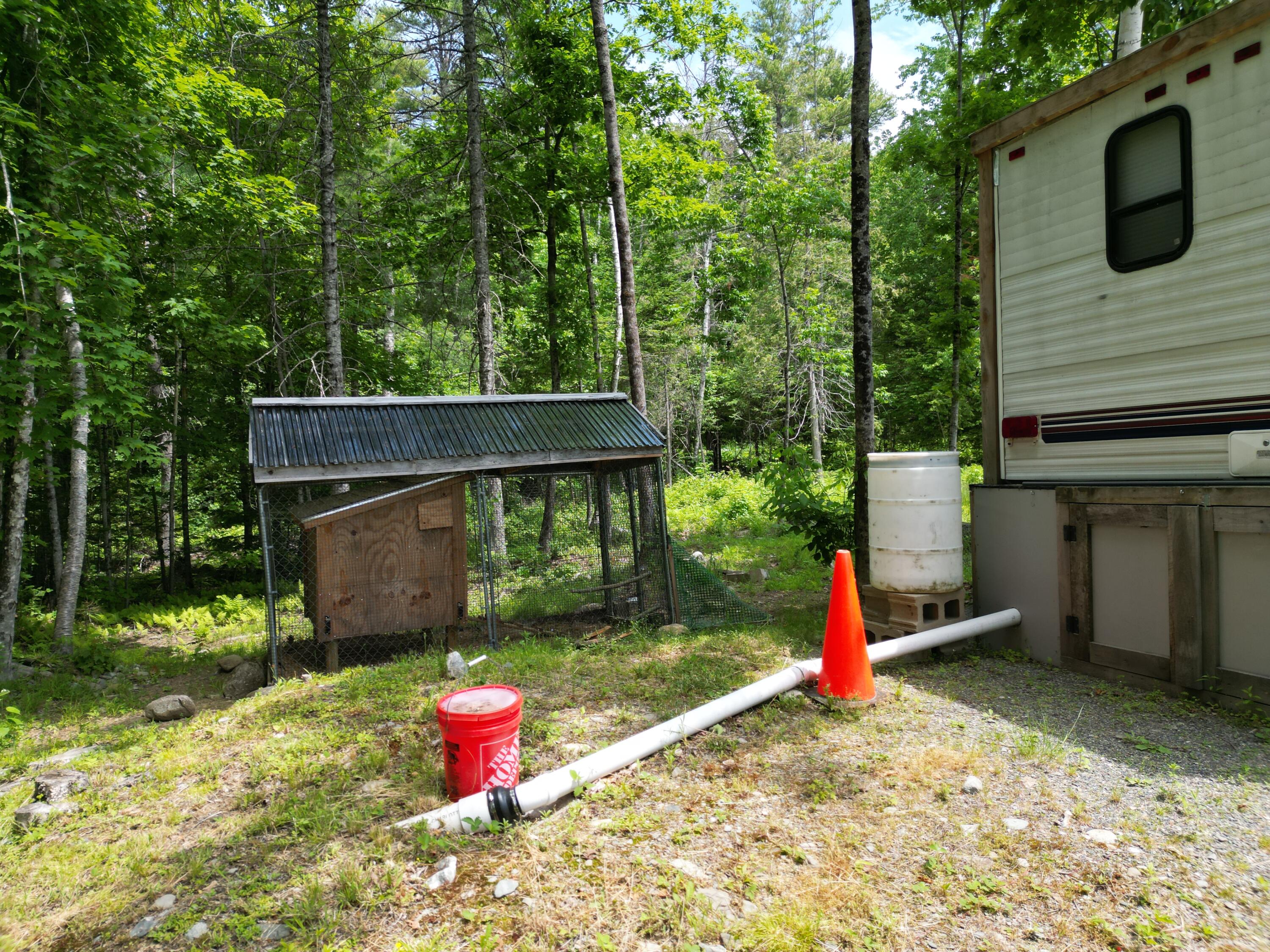 main property photo 18