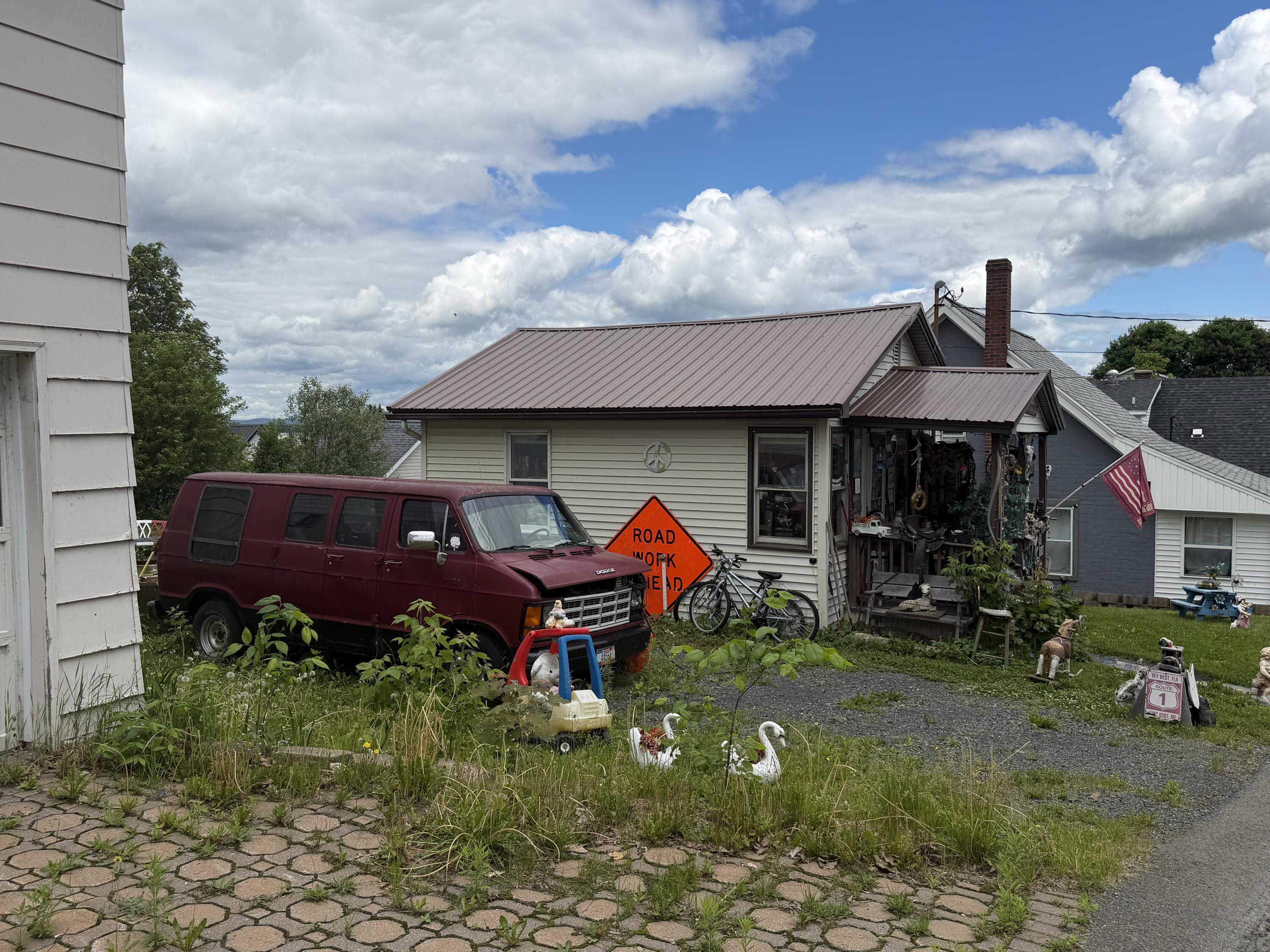 main property photo 14