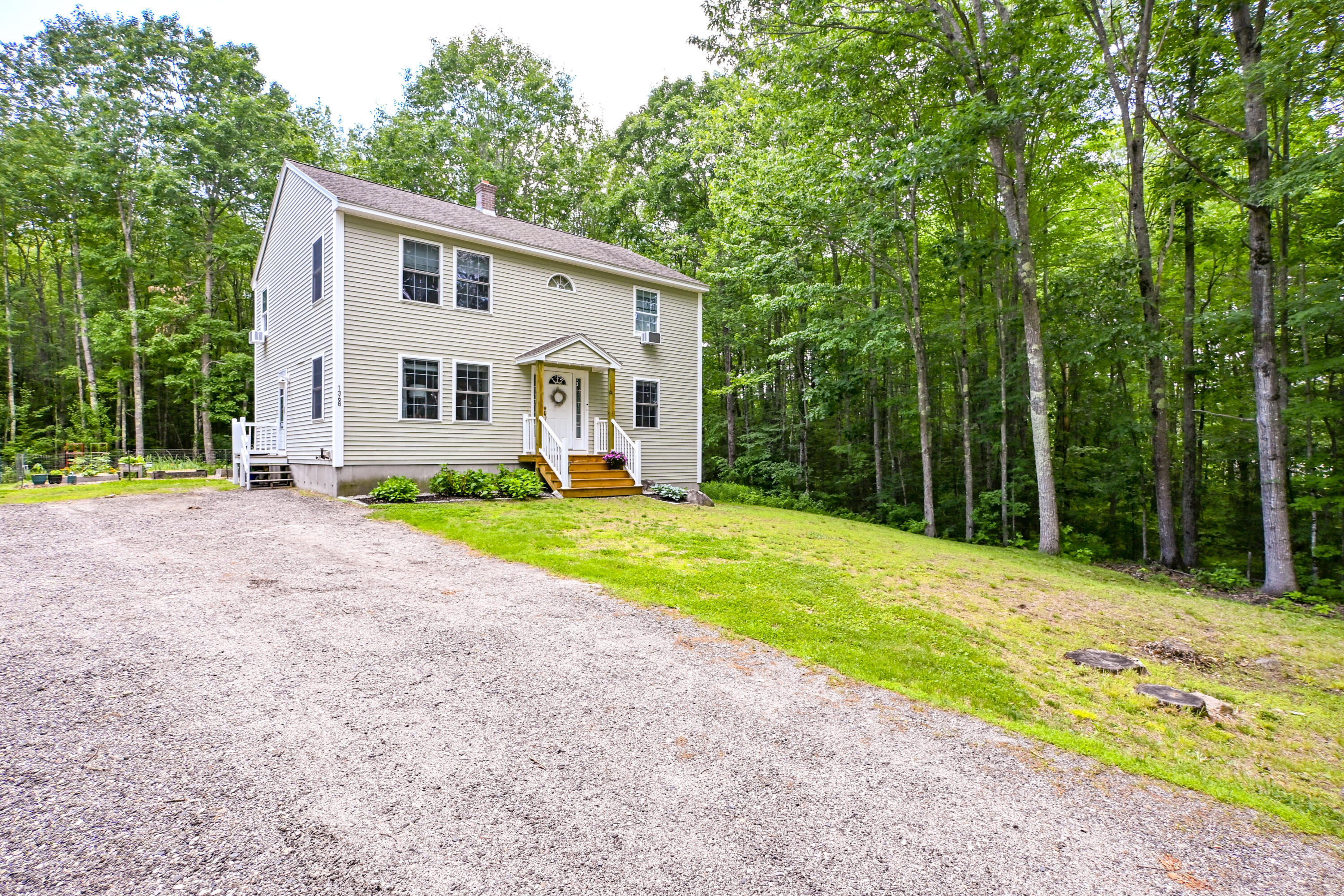 main property photo 41