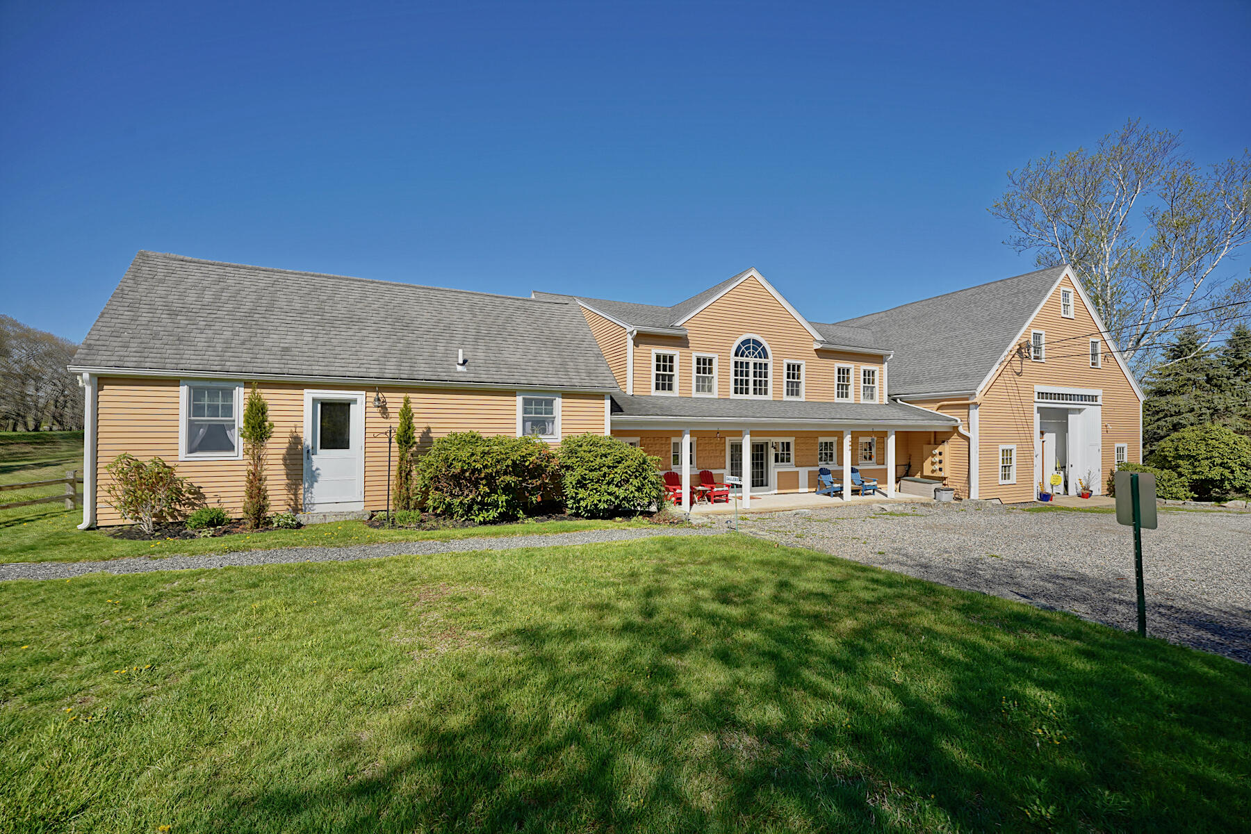main property photo 41