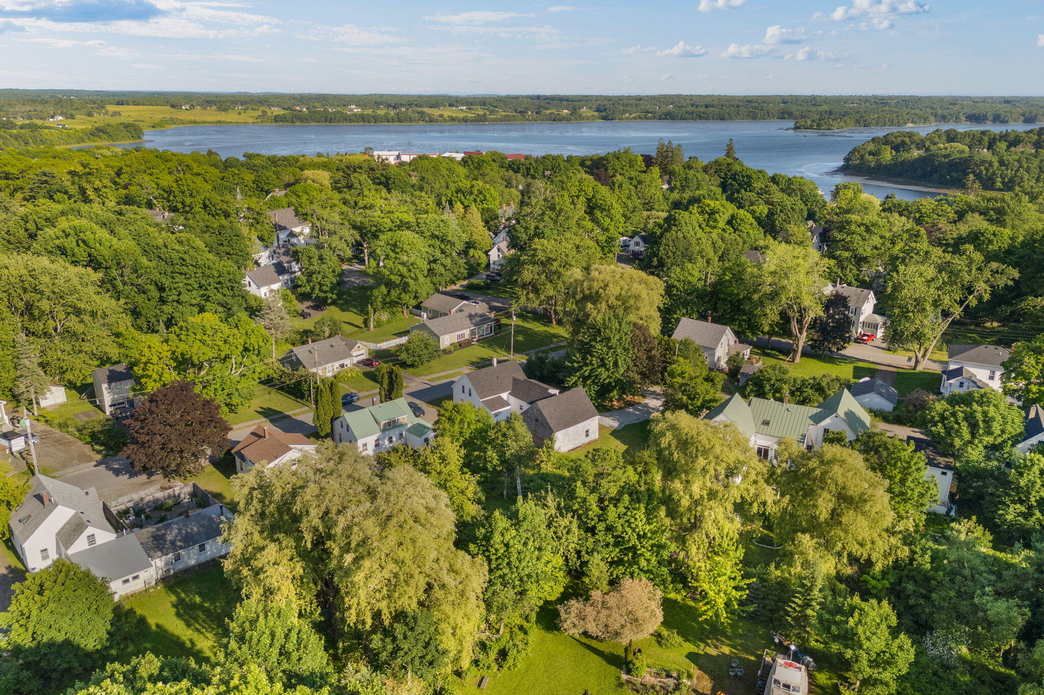 main property photo 74