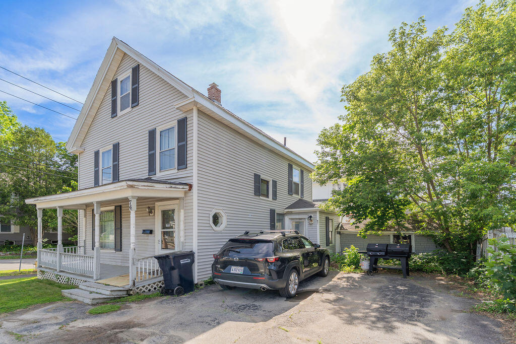 main property photo 28