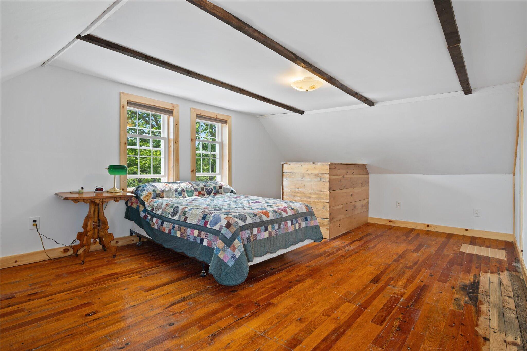 main property photo 34