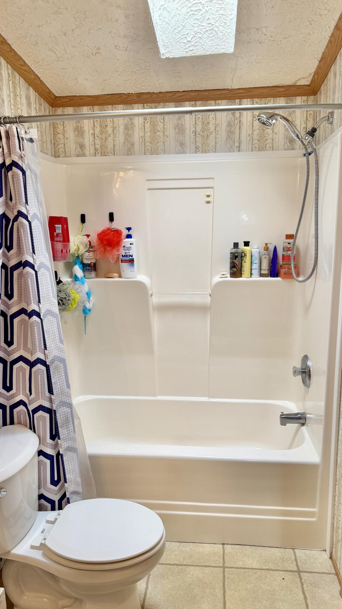 main property photo 40