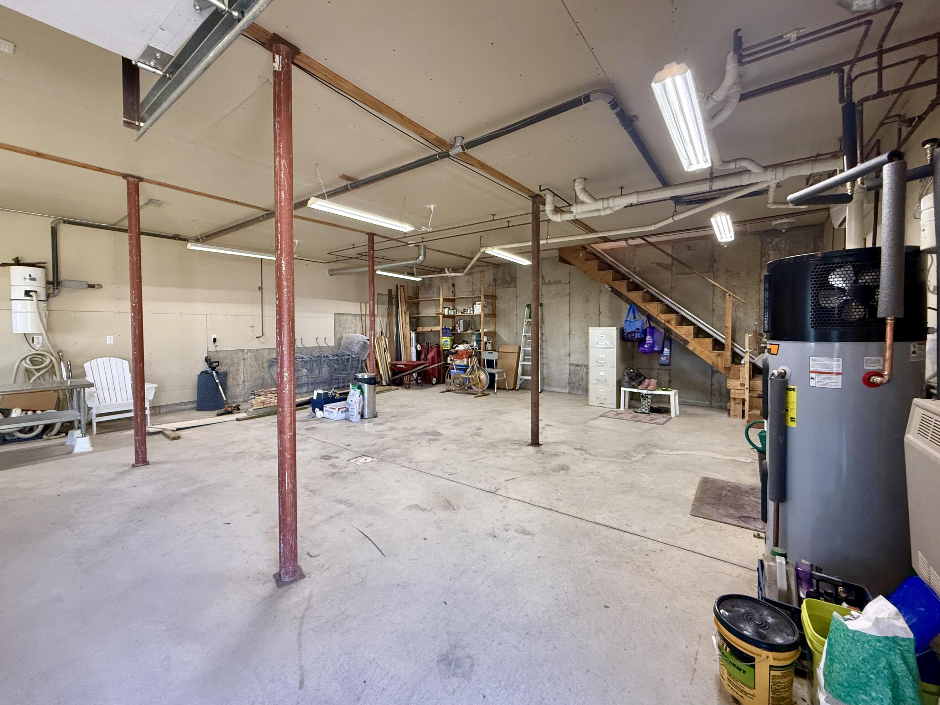 main property photo 91