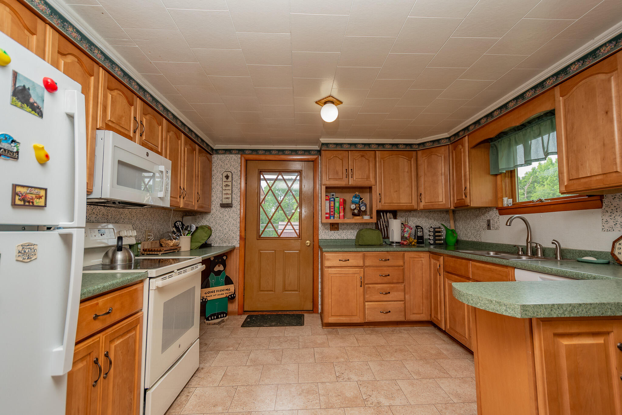 main property photo 15