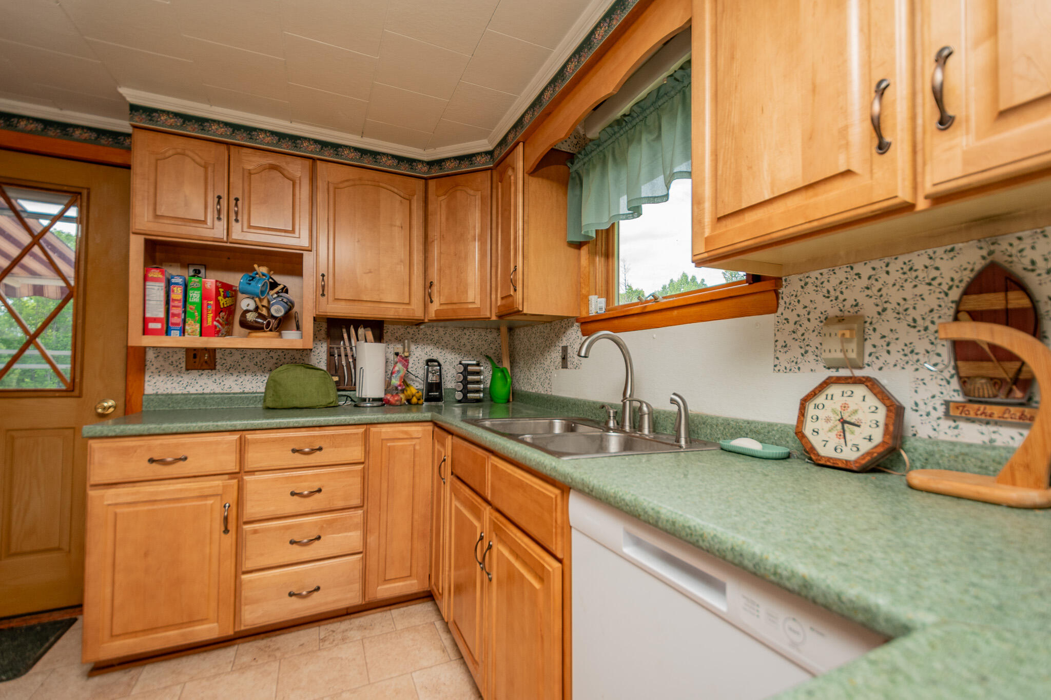 main property photo 17