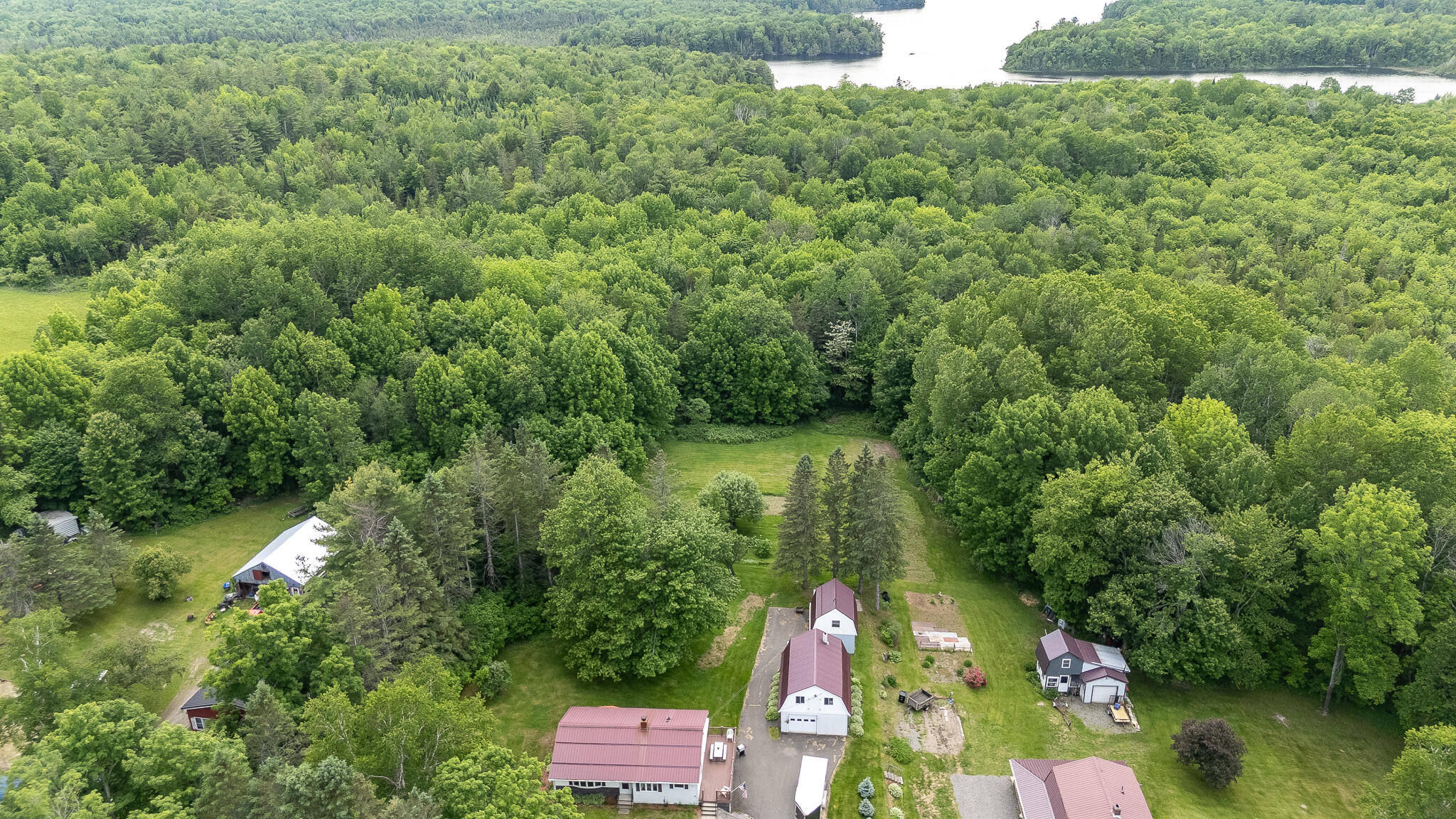 main property photo 79