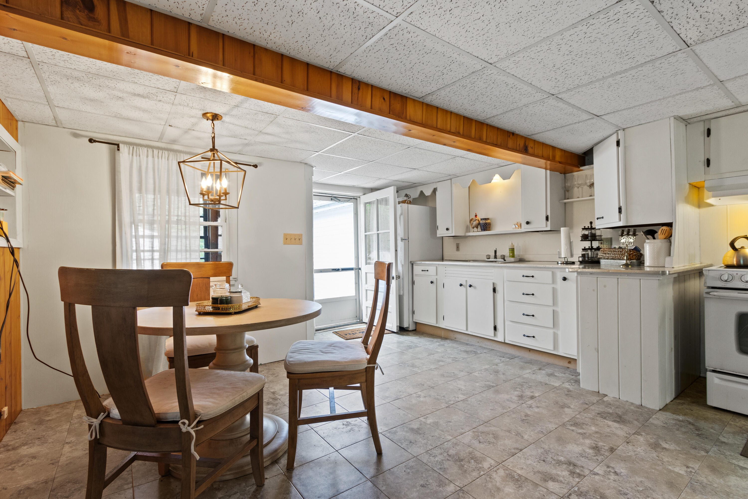main property photo 59