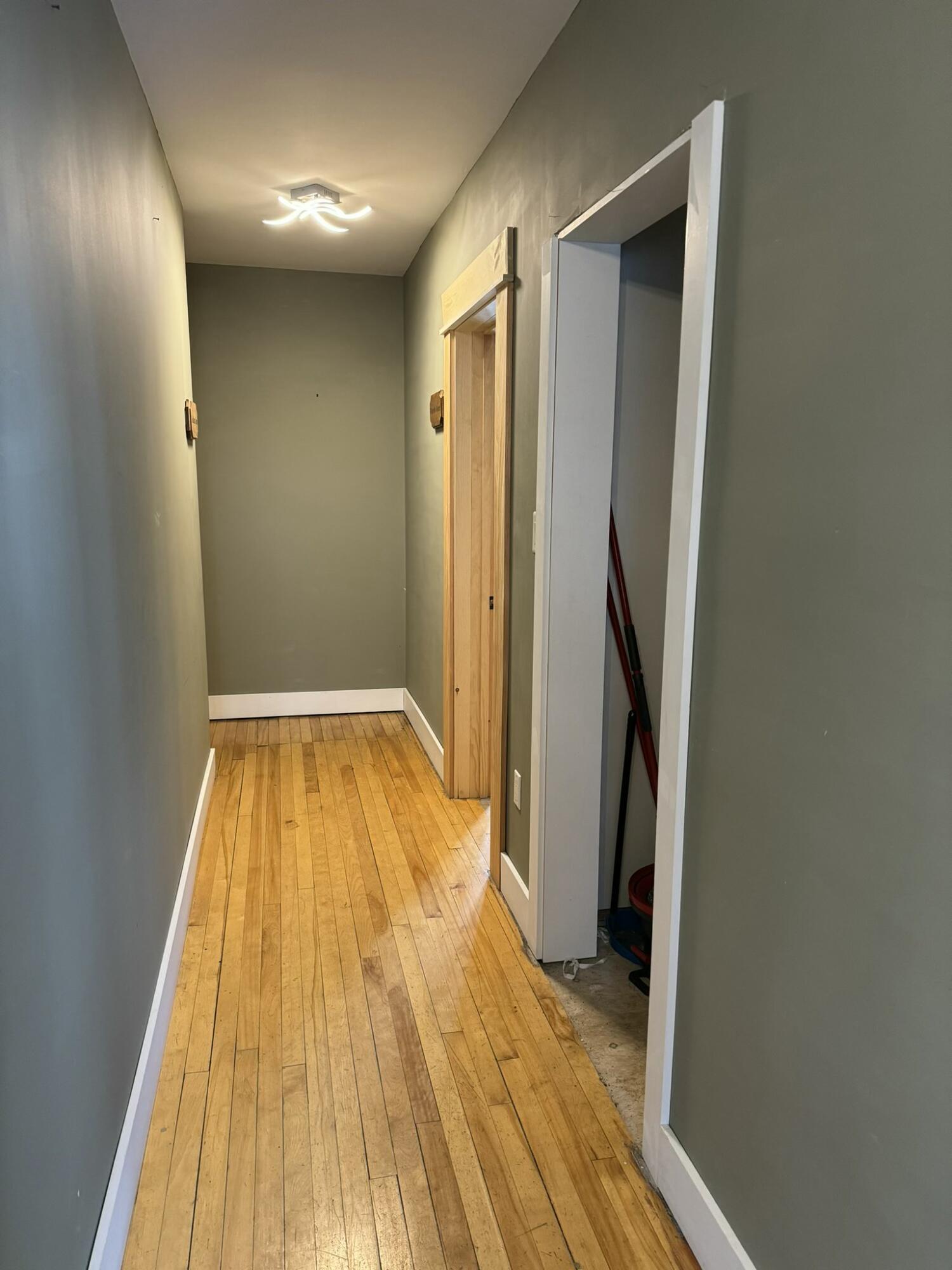 main property photo 123
