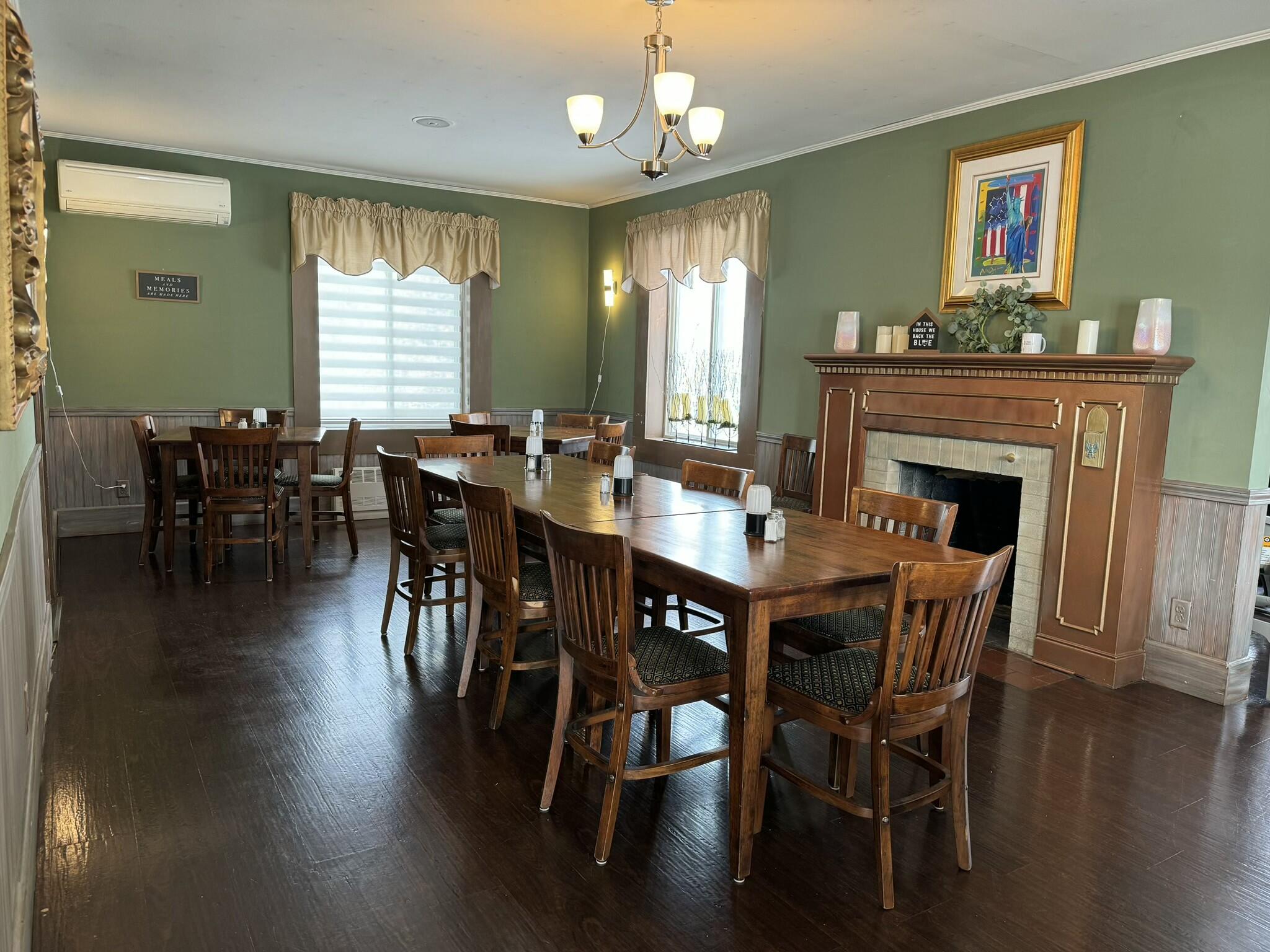 main property photo 32
