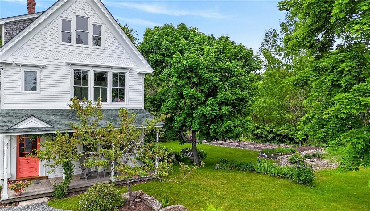 main property photo 65