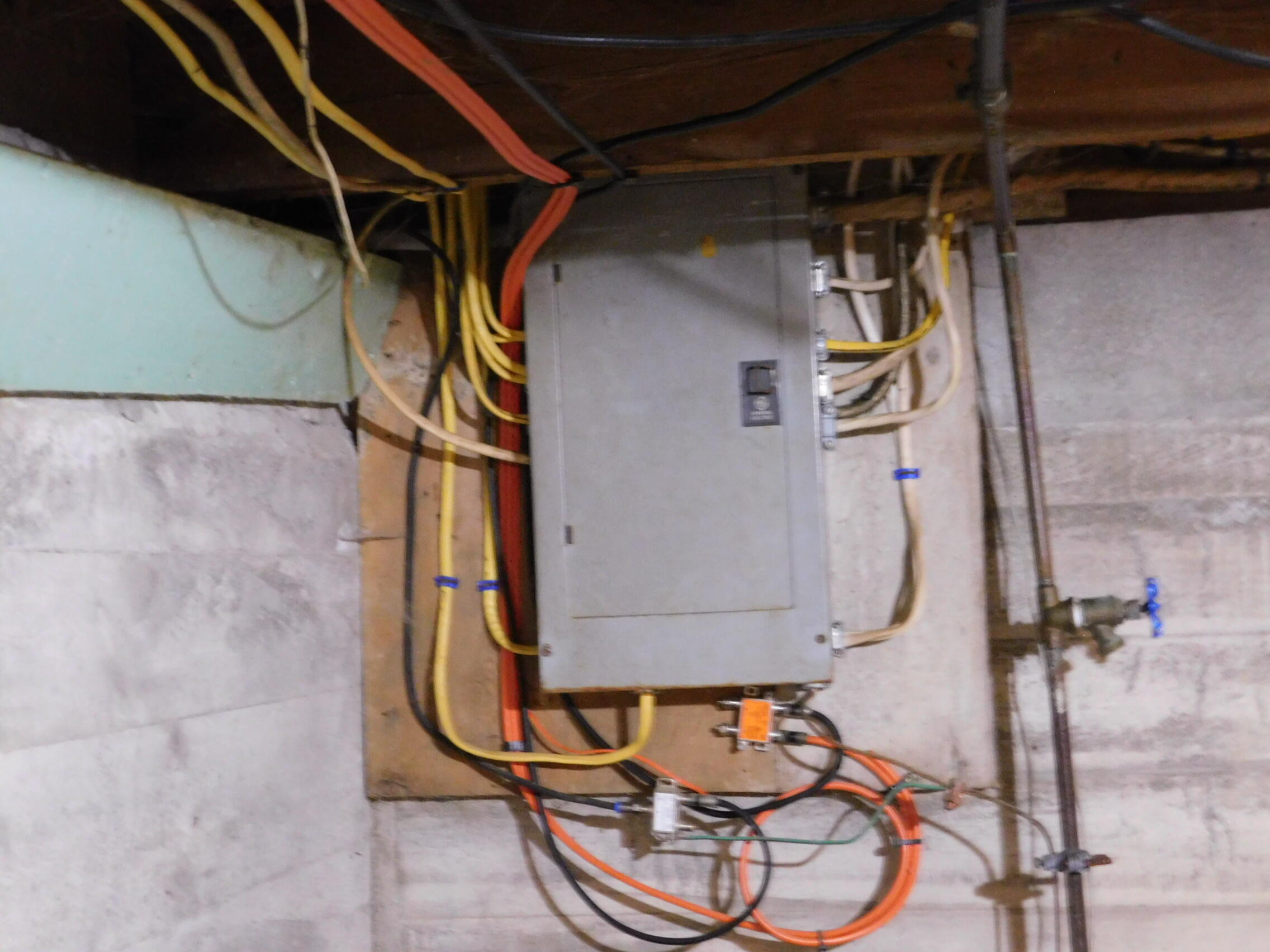 main property photo 24