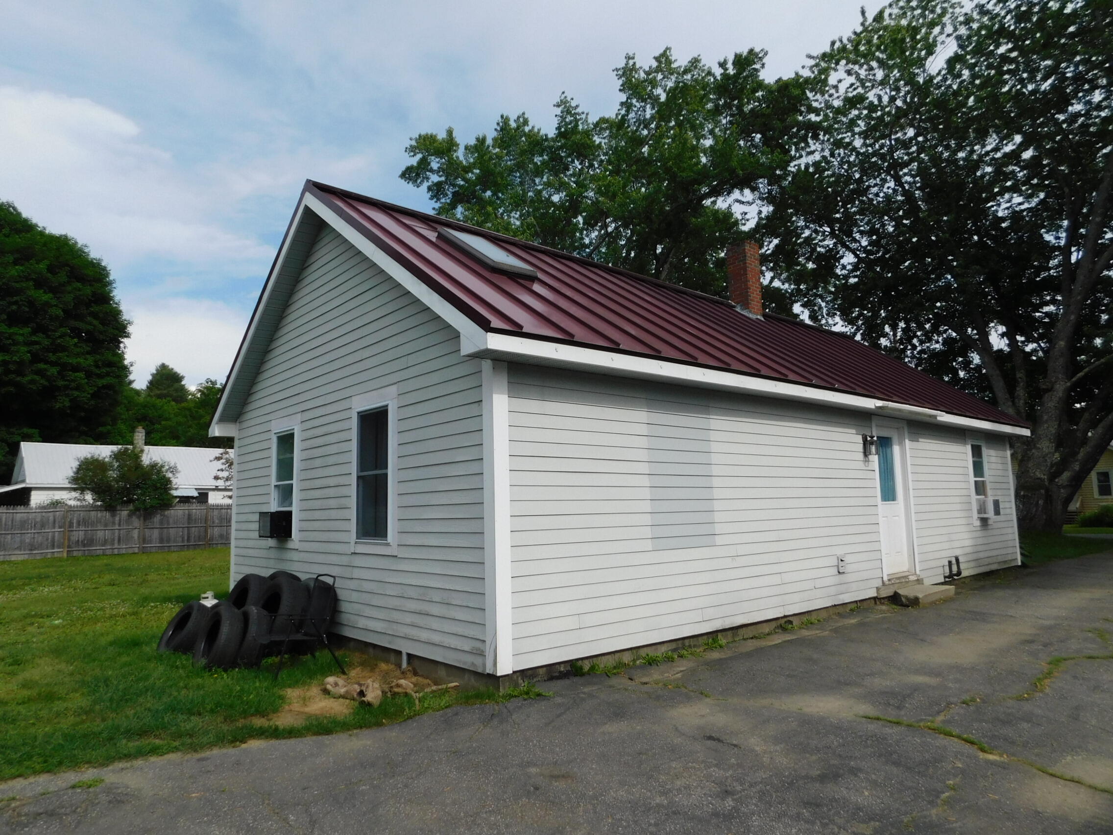 main property photo 4