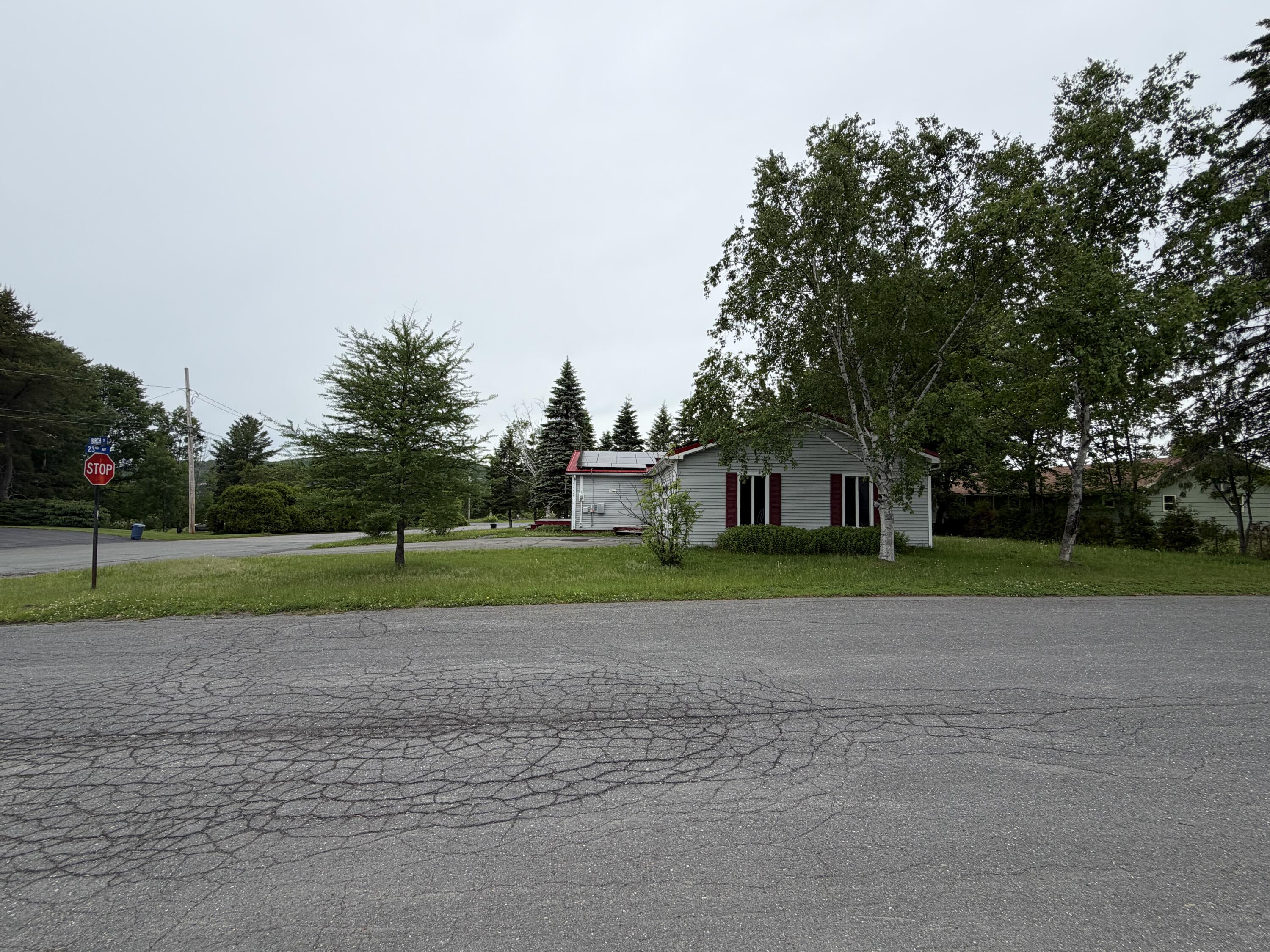 main property photo 12