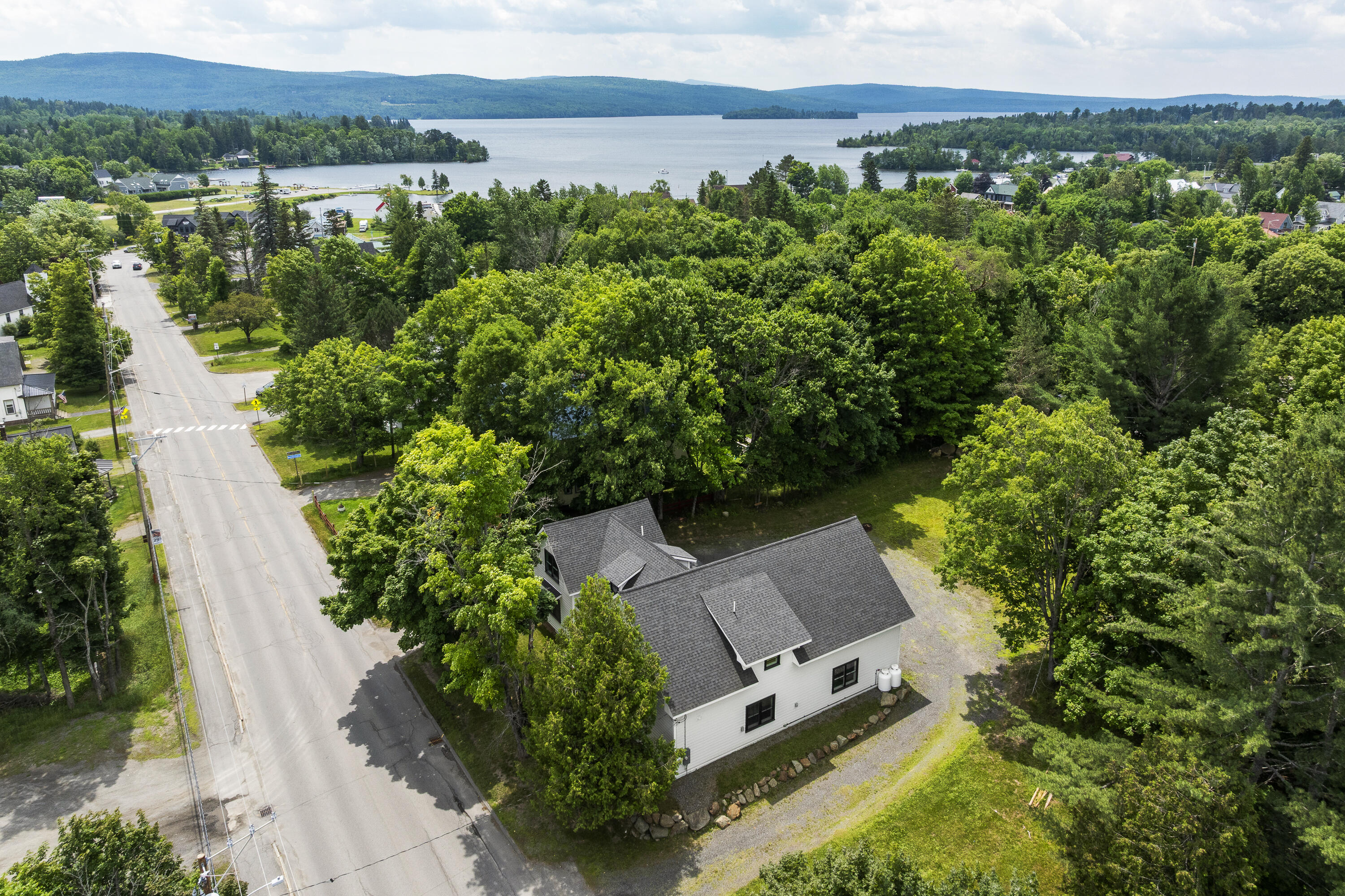 main property photo 79
